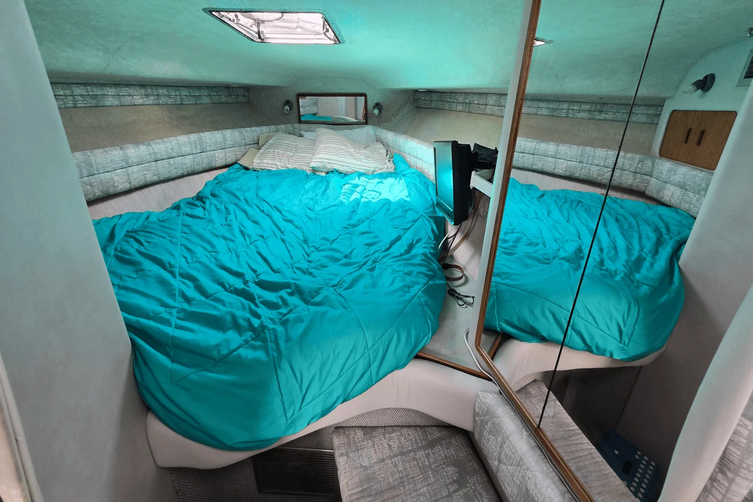 1991 Sea Ray 310 SUNDANCER Image Thumbnail #19