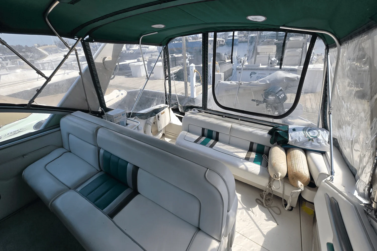 1991 Sea Ray 310 SUNDANCER Image Thumbnail #3