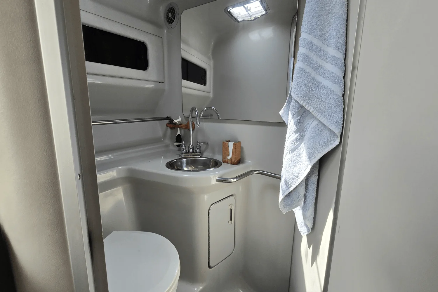 1991 Sea Ray 310 SUNDANCER Image Thumbnail #17