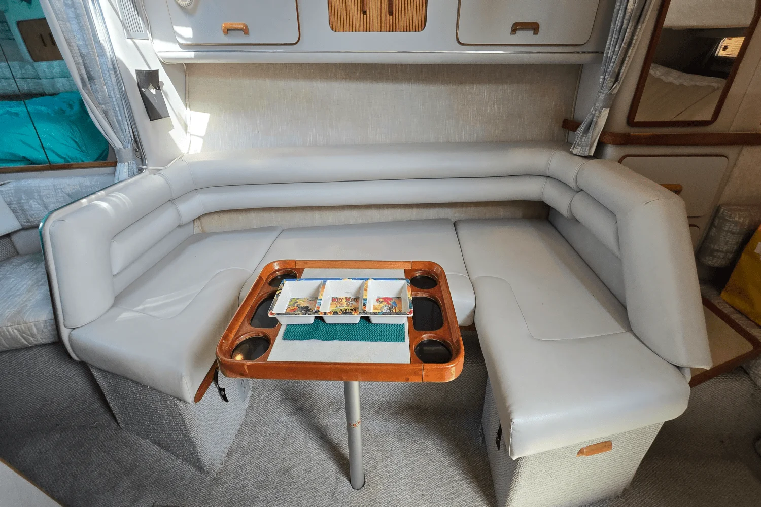 1991 Sea Ray 310 SUNDANCER Image Thumbnail #14