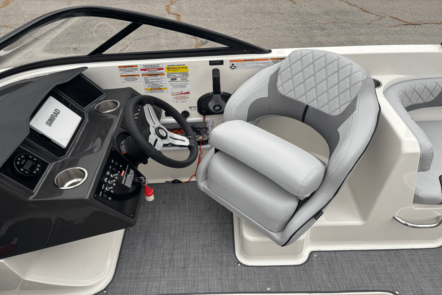 2023 Bayliner VR 6 Image Thumbnail #15