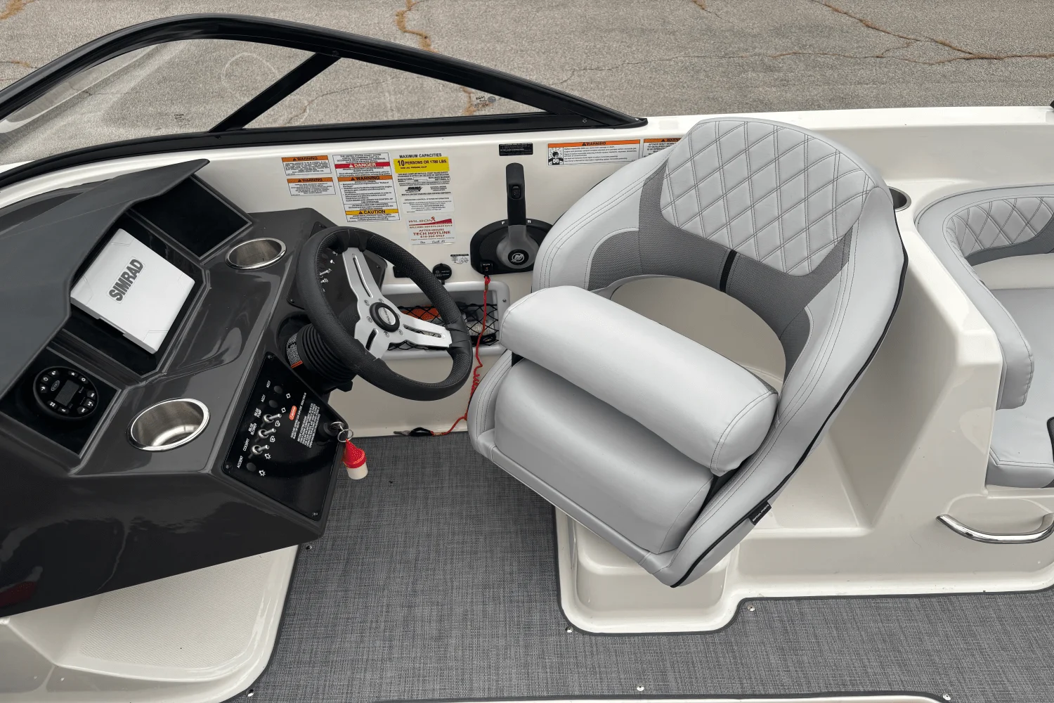 2023 Bayliner VR 6 Image Thumbnail #15