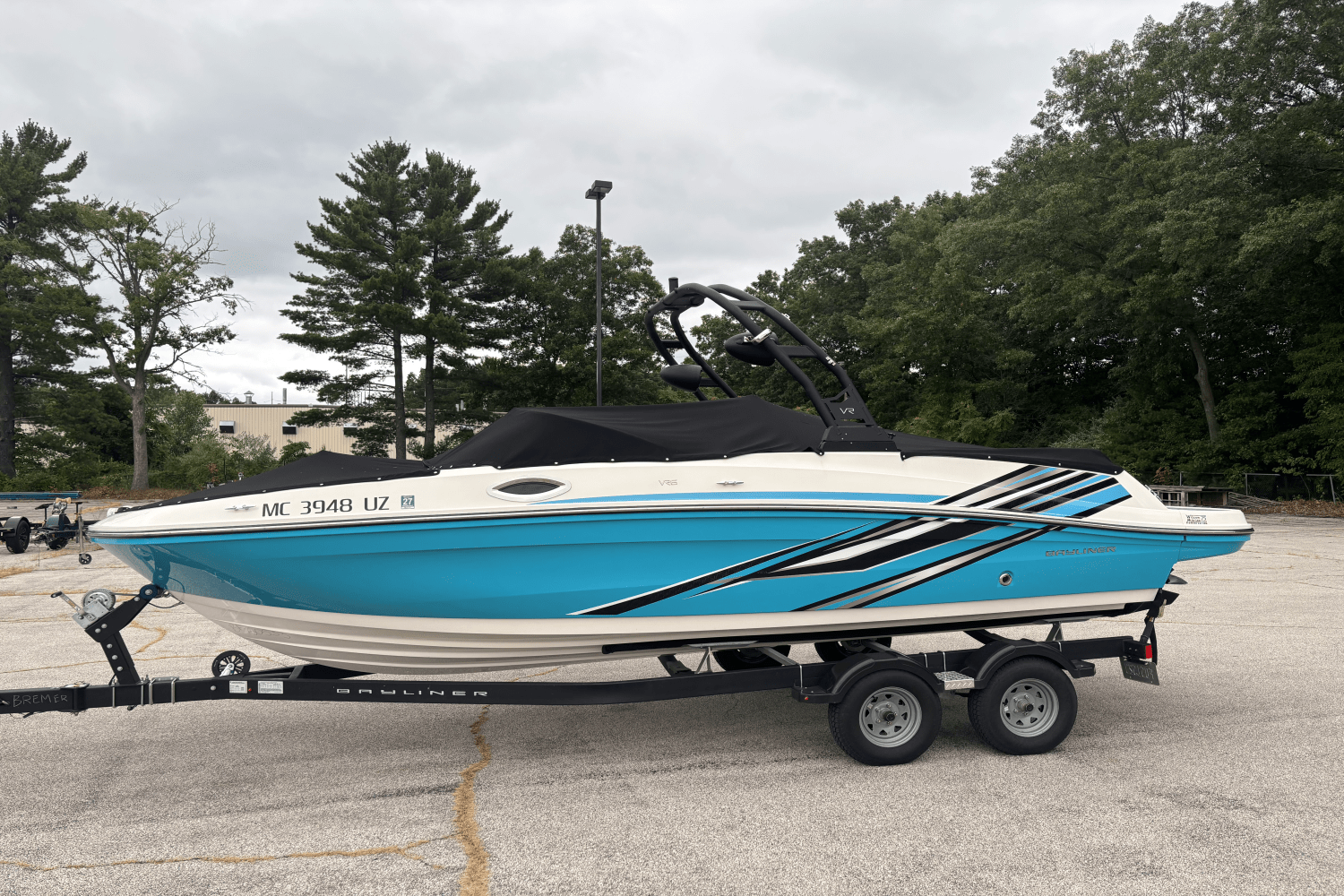 2023 Bayliner VR 6 Image Thumbnail #3