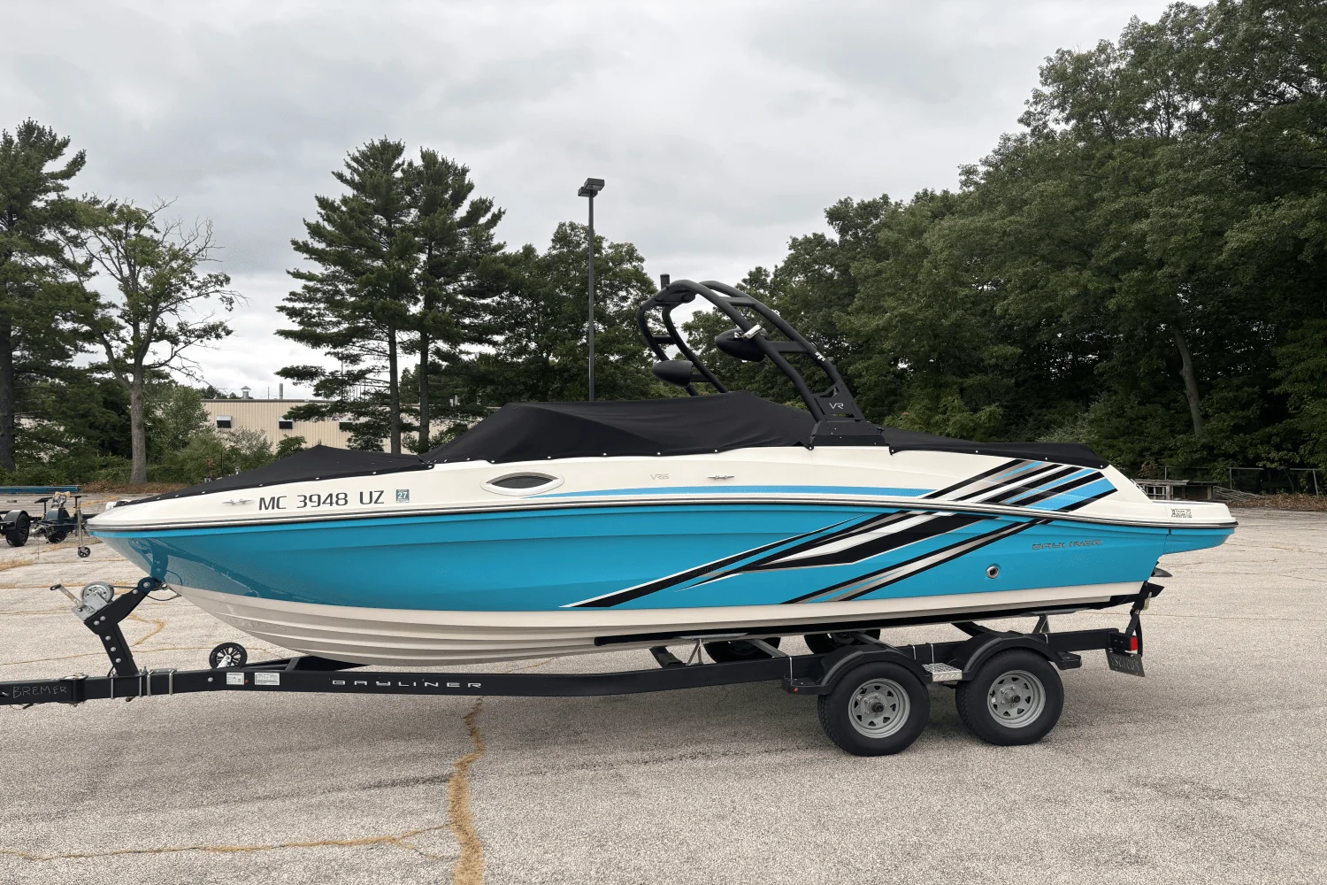 2023 Bayliner VR 6 Image Thumbnail #3