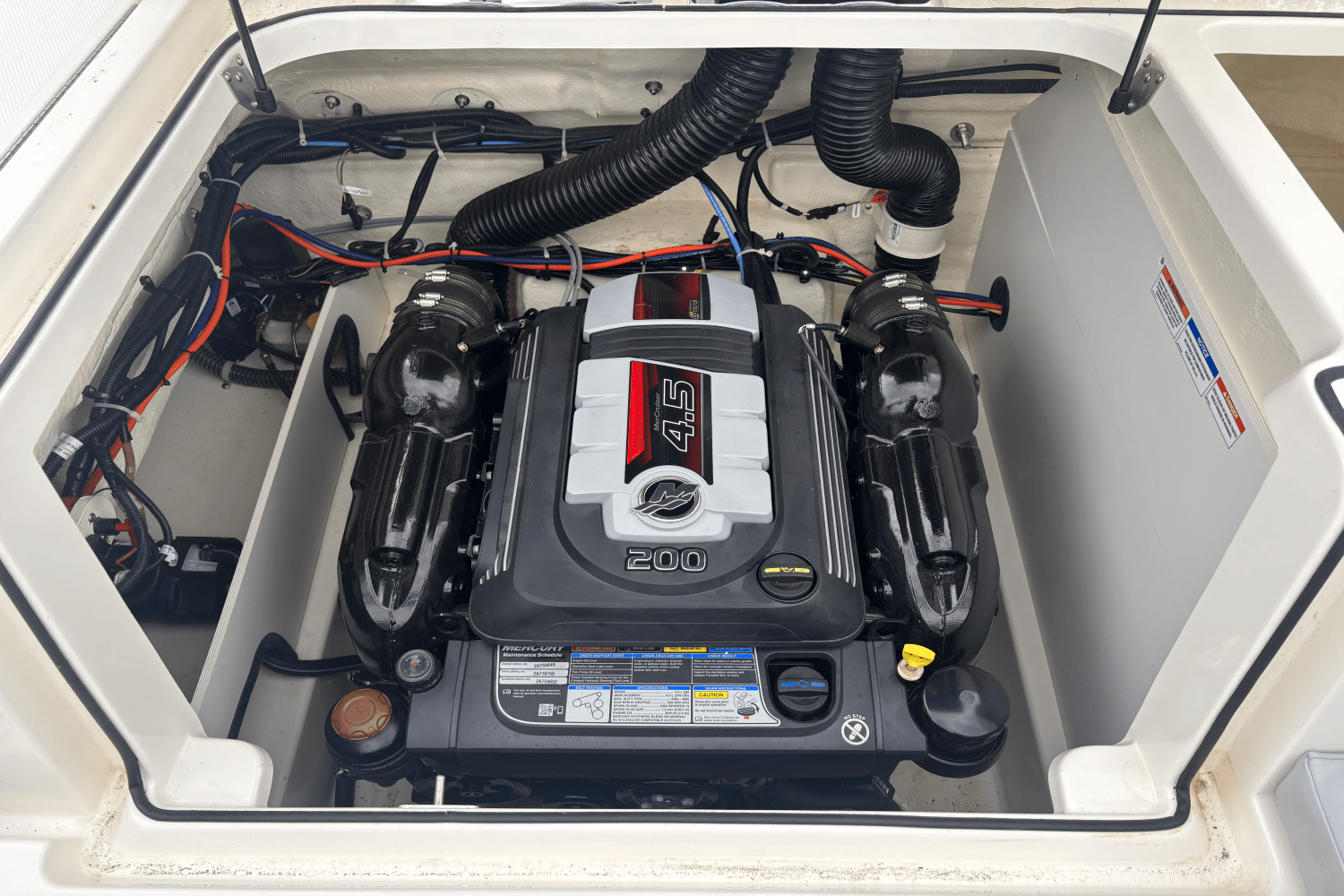 2023 Bayliner VR 6 Image Thumbnail #16