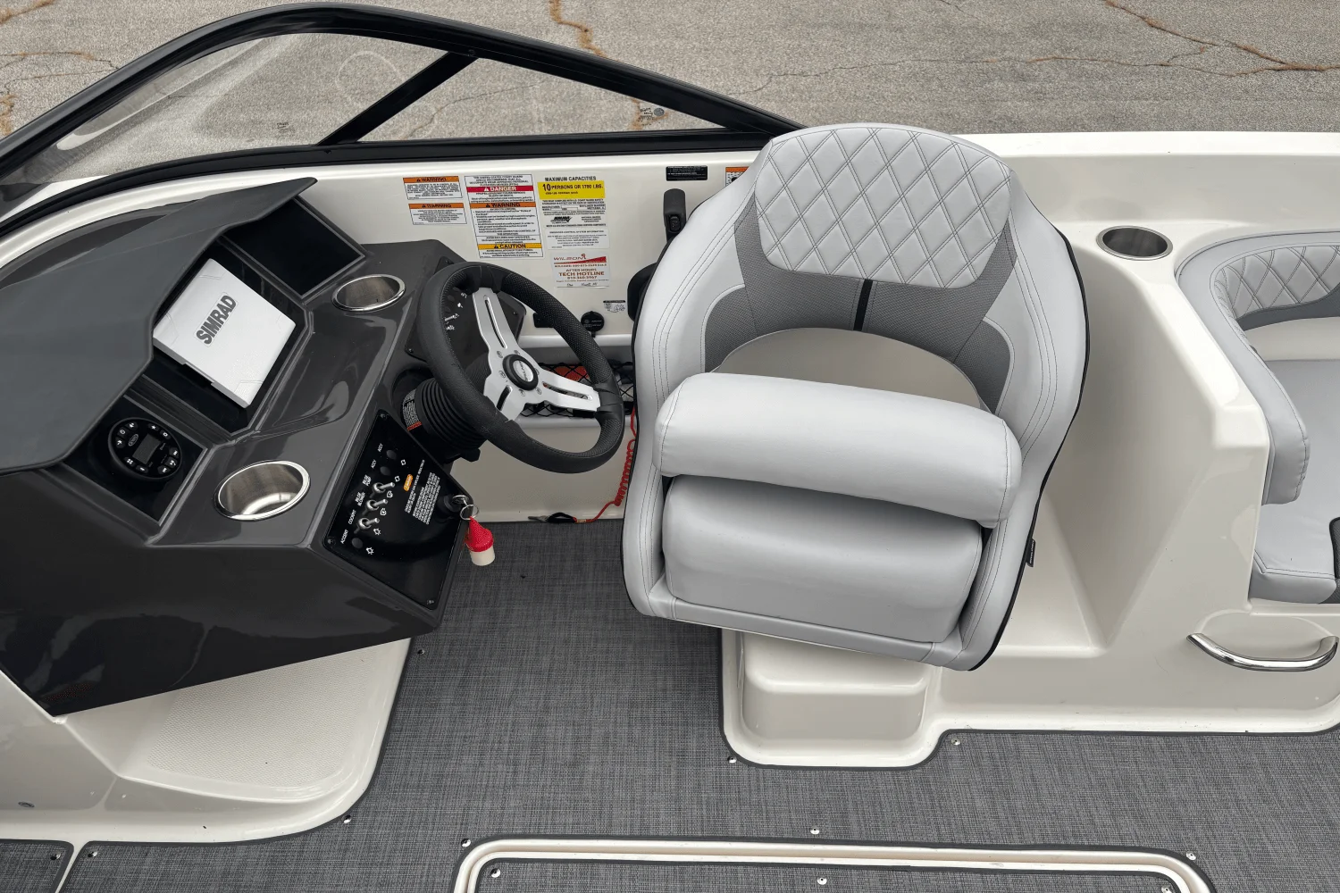 2023 Bayliner VR 6 Image Thumbnail #14