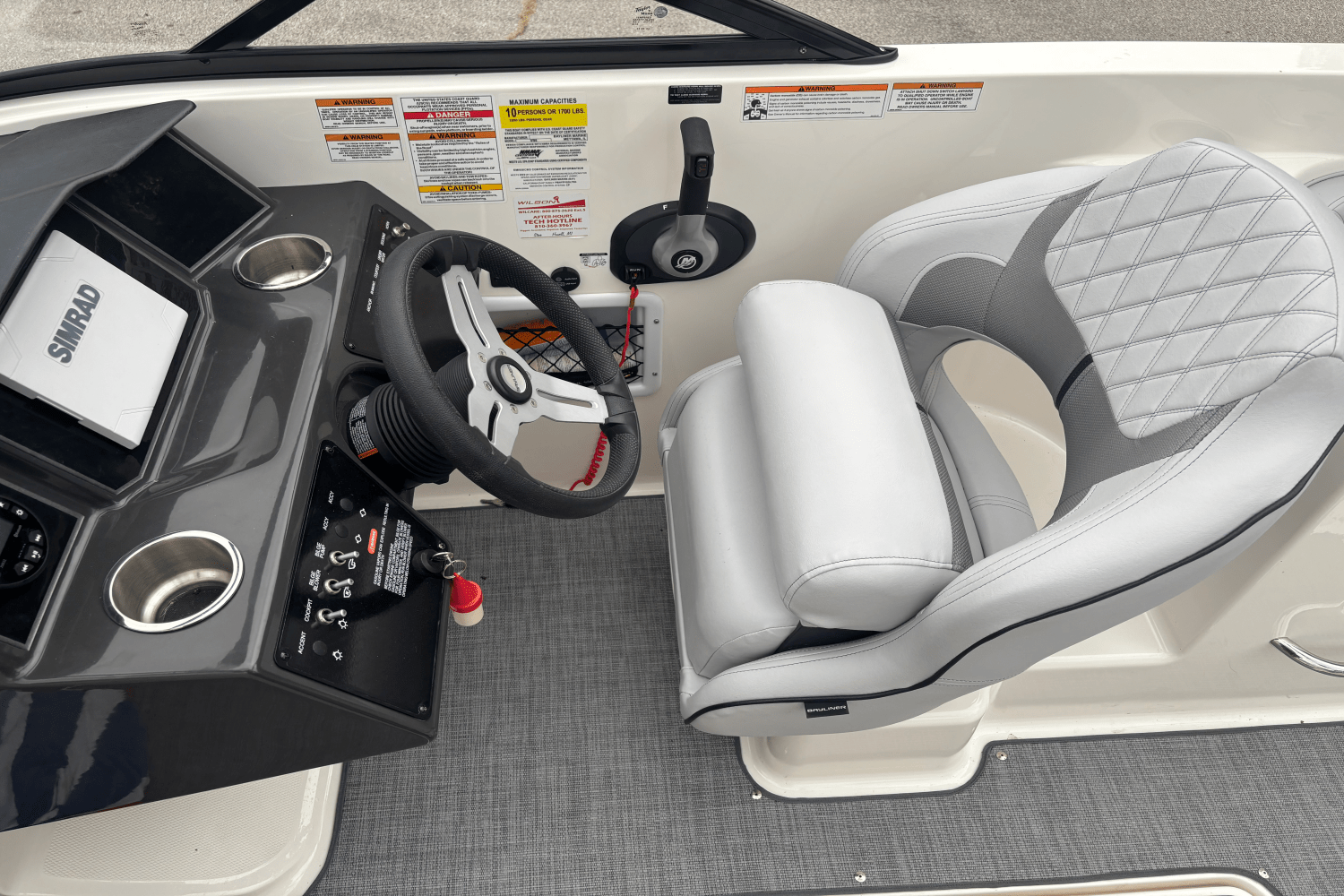 2023 Bayliner VR 6 Image Thumbnail #11