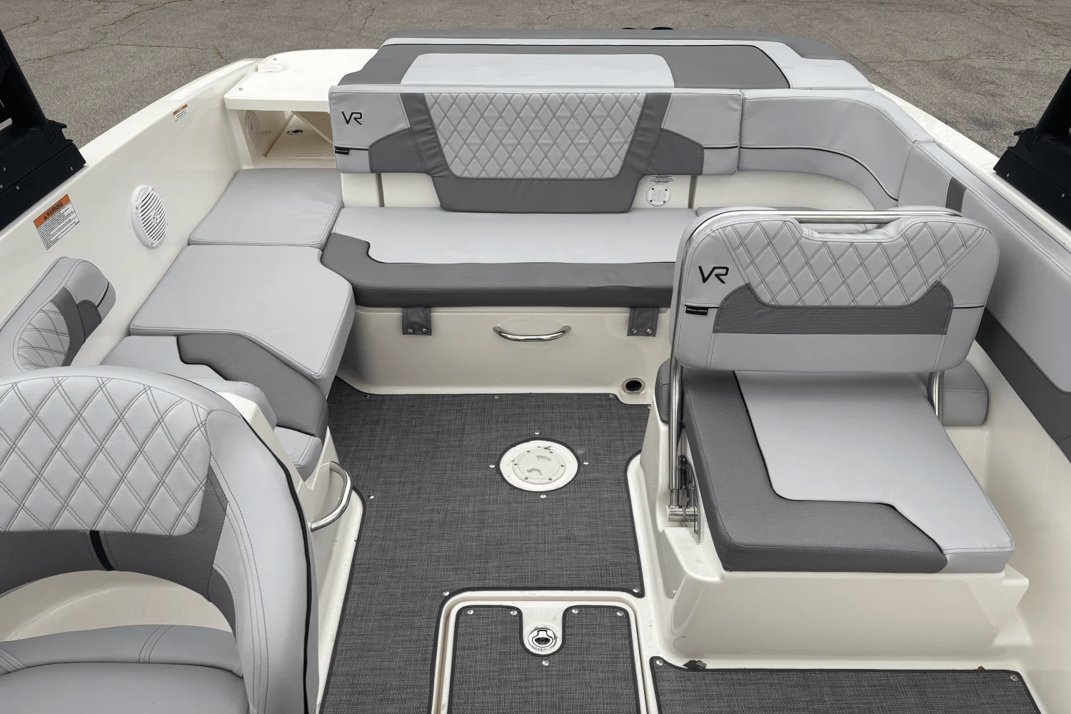 2023 Bayliner VR 6 Image Thumbnail #8