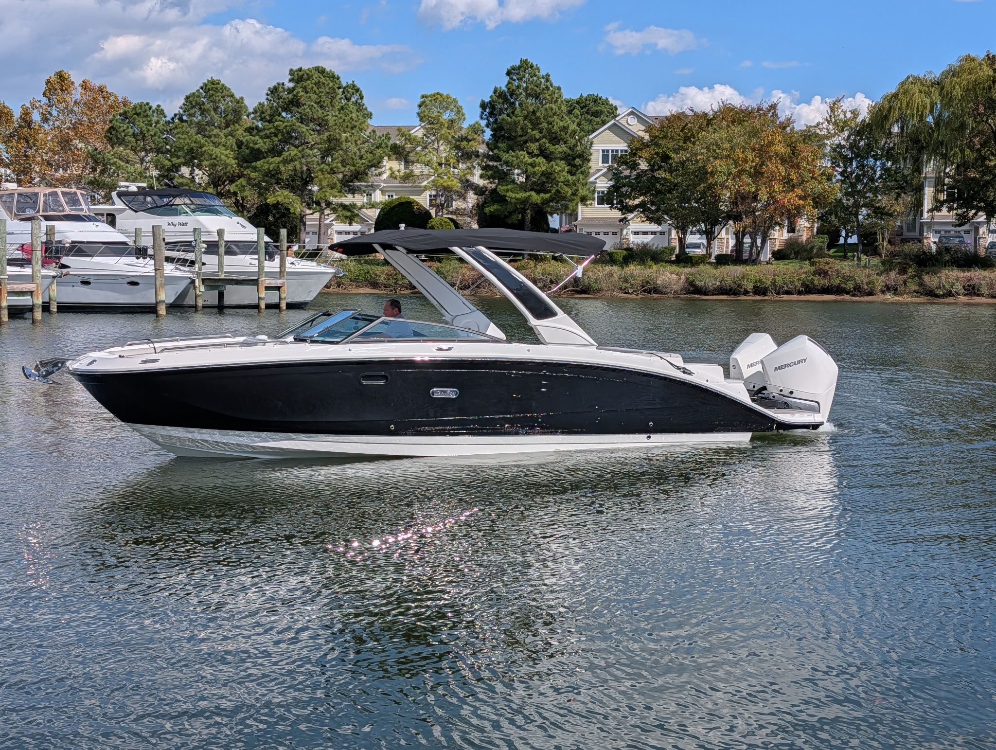 2026 Sea Ray SDX 290 Outboard Image Thumbnail #6