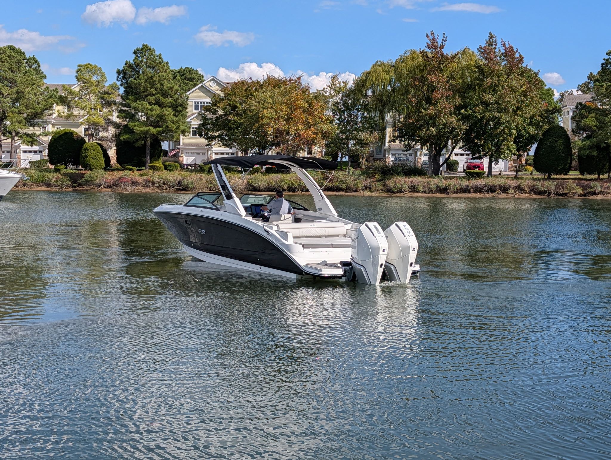 2026 Sea Ray SDX 290 Outboard Image Thumbnail #5
