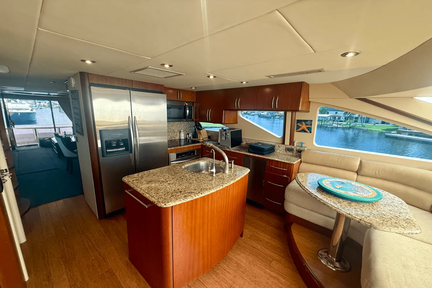 2005 Lazzara 68 FLYBRIDGE Image Thumbnail #21