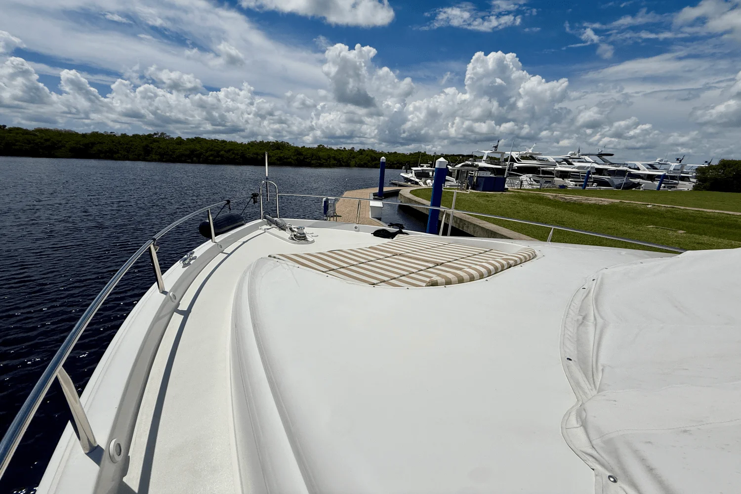 2005 Lazzara 68 FLYBRIDGE Image Thumbnail #41