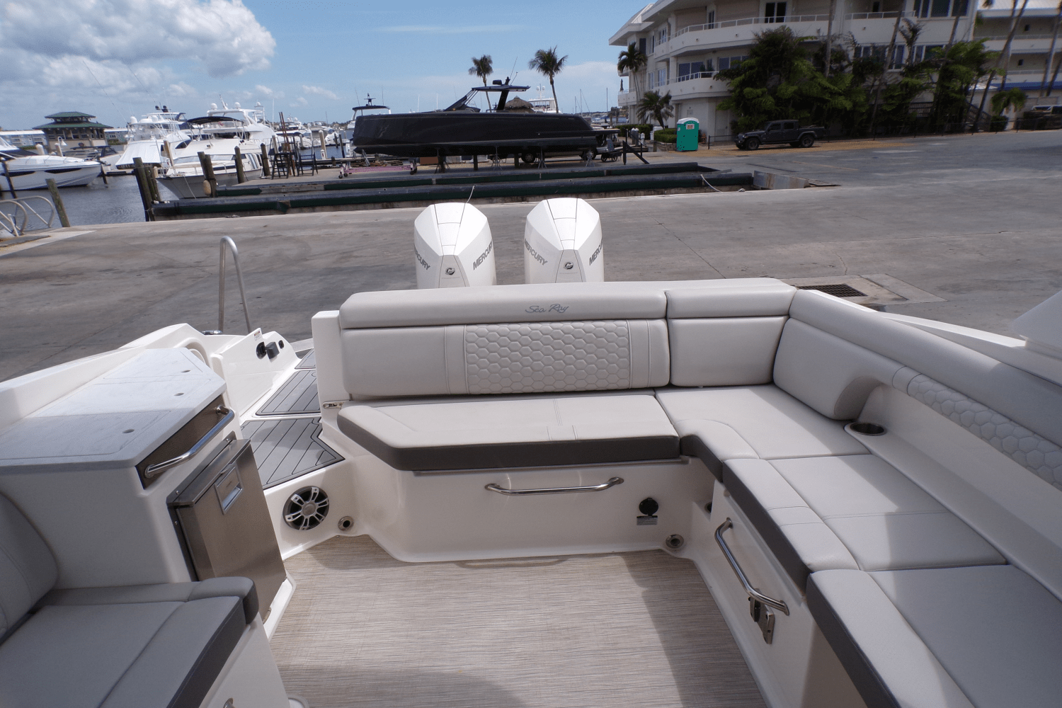 2023 Sea Ray 290 SDX-OB Image Thumbnail #22