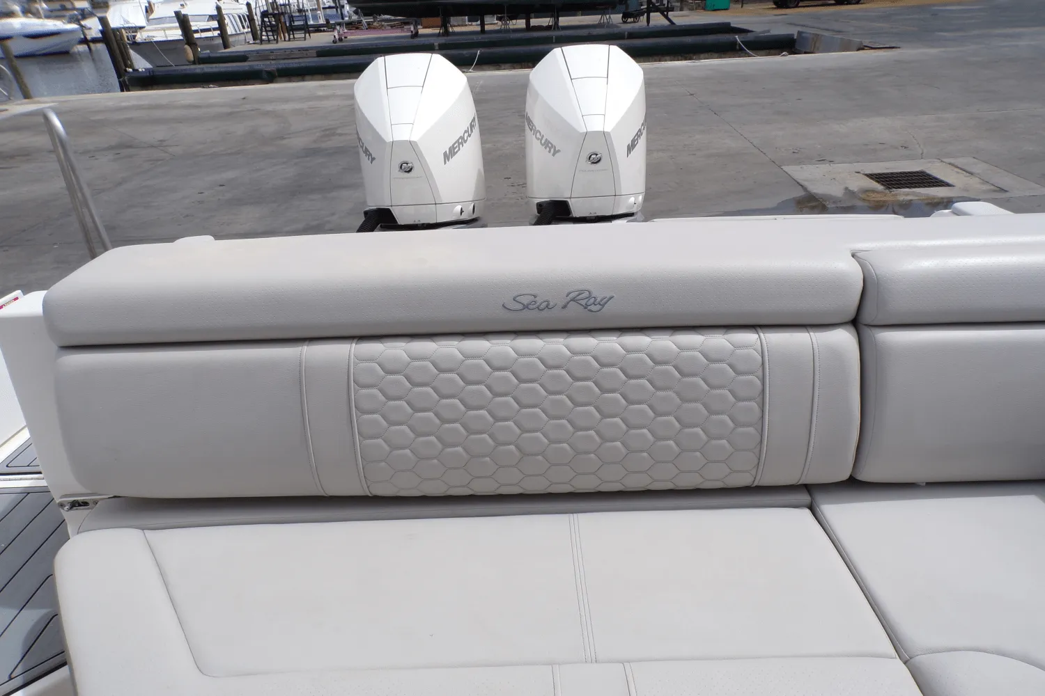 2023 Sea Ray 290 SDX-OB Image Thumbnail #25