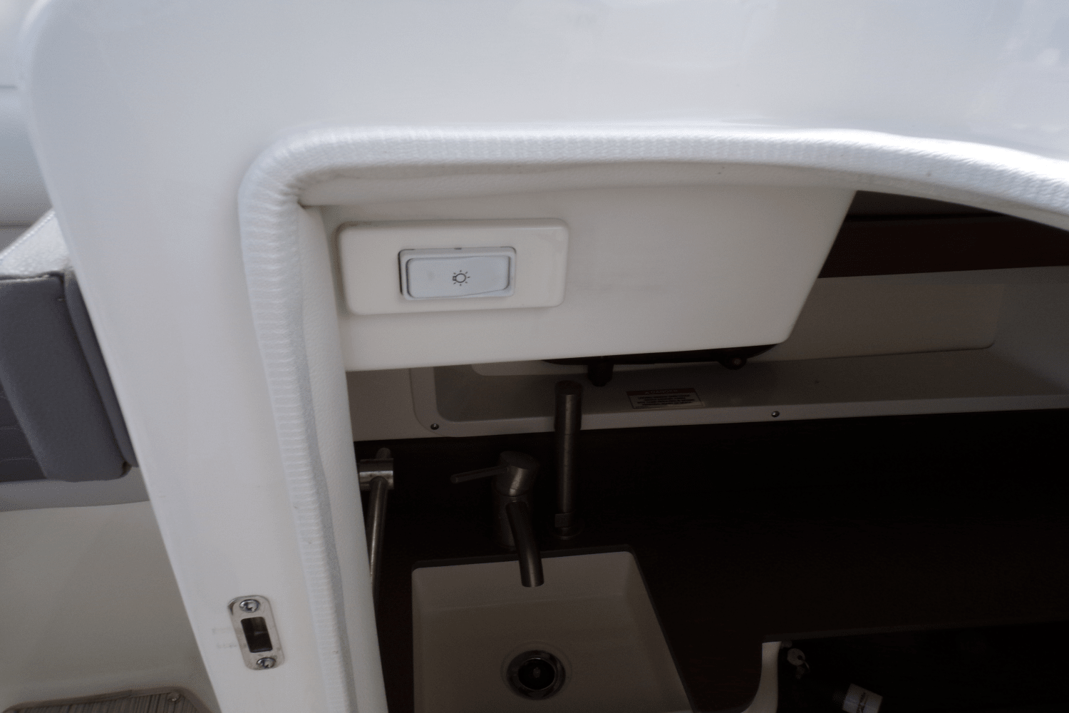2023 Sea Ray 290 SDX-OB Image Thumbnail #43