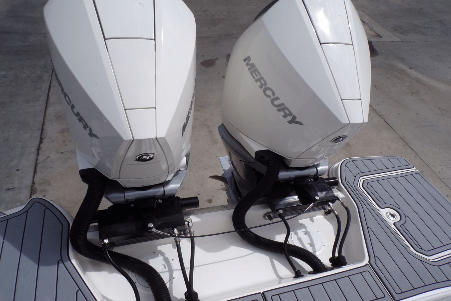 2023 Sea Ray 290 SDX-OB Image Thumbnail #14