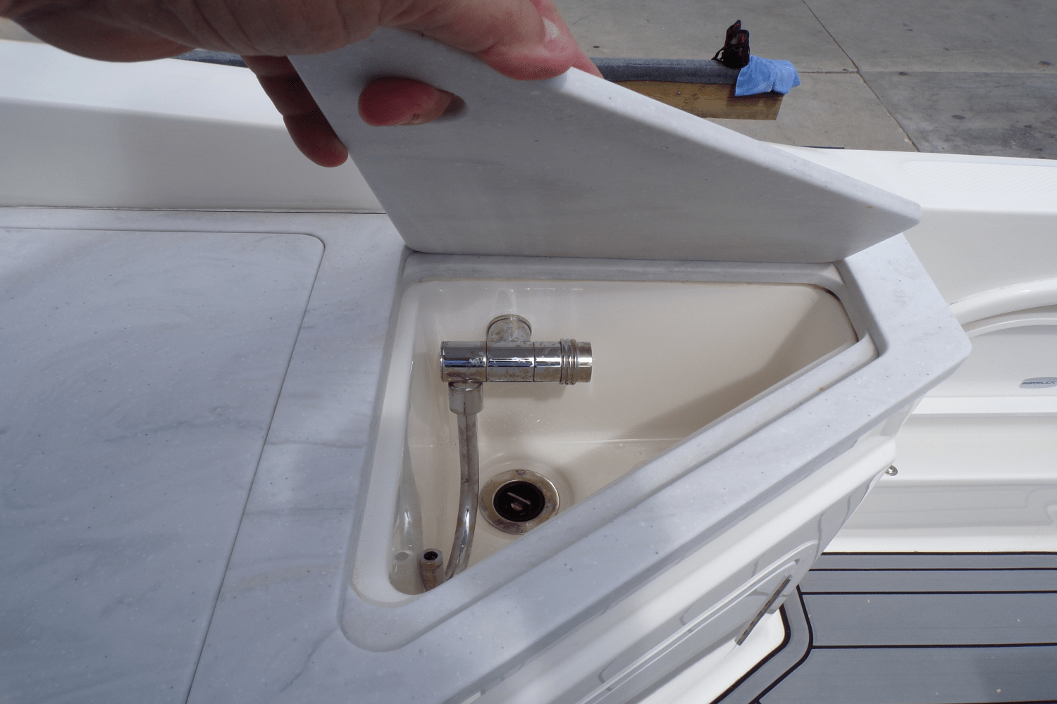 2023 Sea Ray 290 SDX-OB Image Thumbnail #52