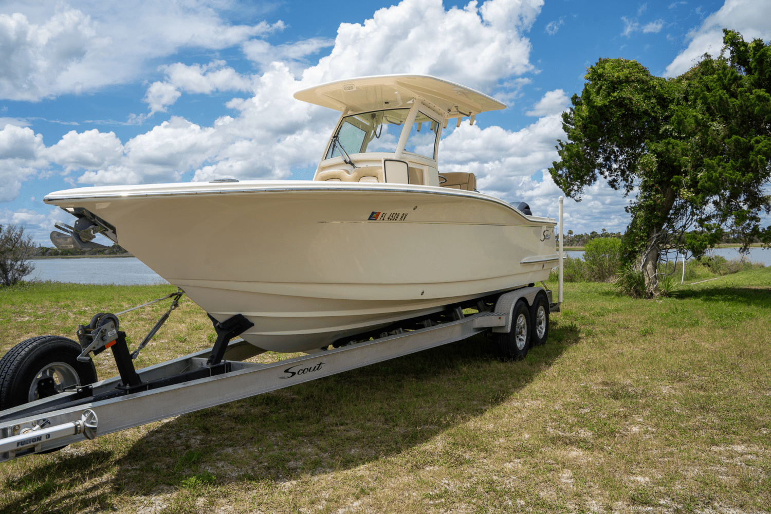 2018 Scout 255 LXF Image Thumbnail #3