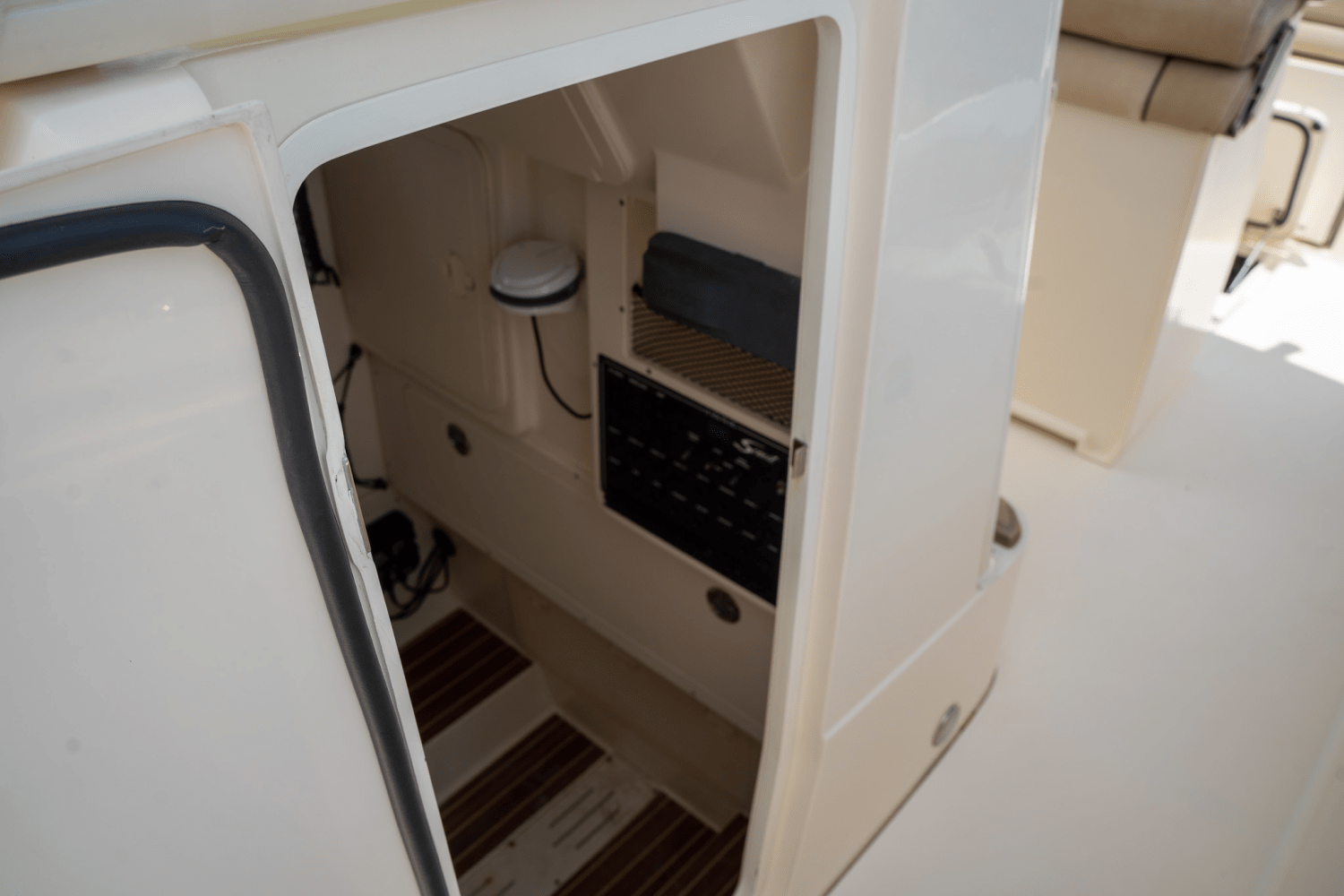 2018 Scout 255 LXF Image Thumbnail #11