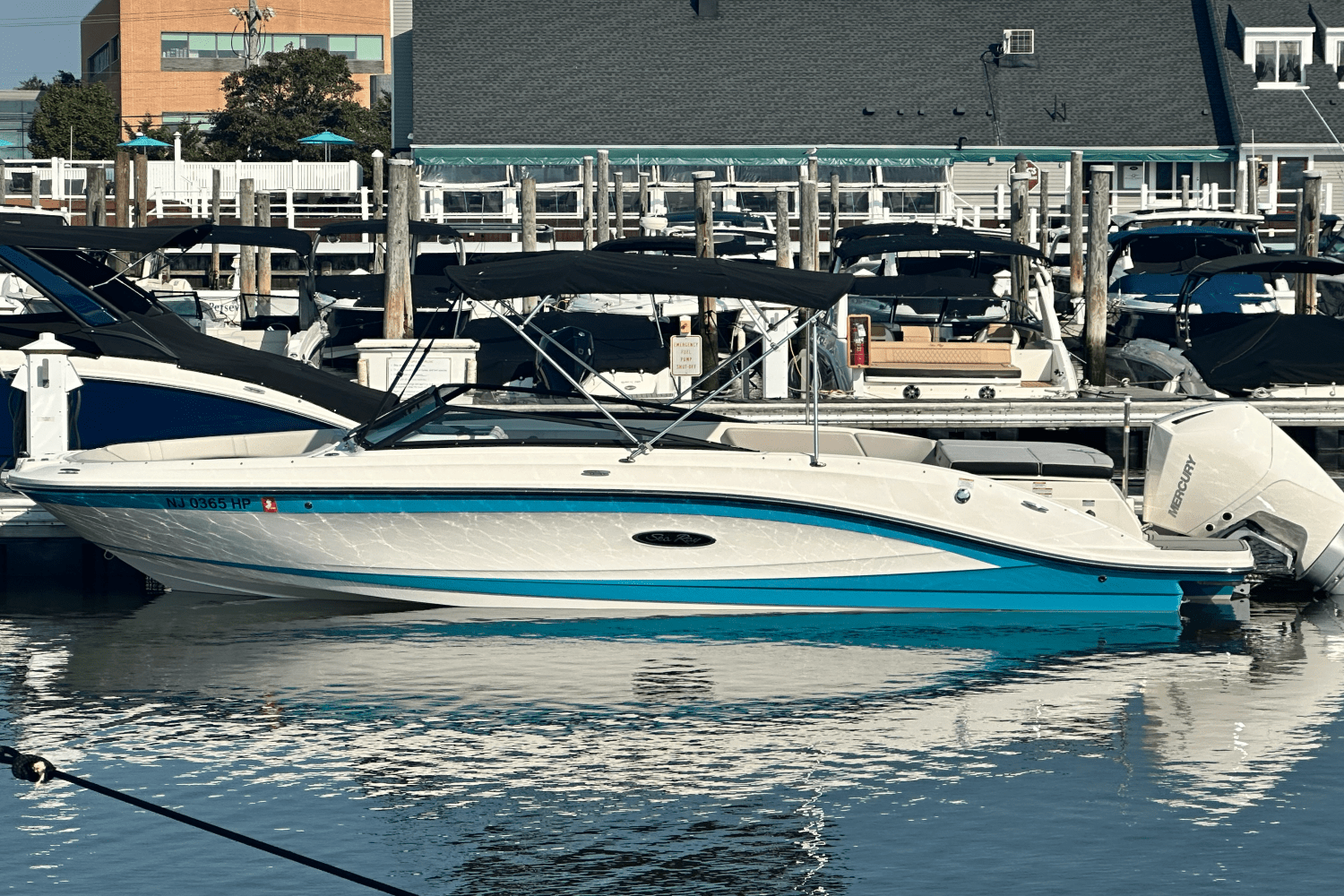 2022 Sea Ray 230 SPX-OB Image Thumbnail #1