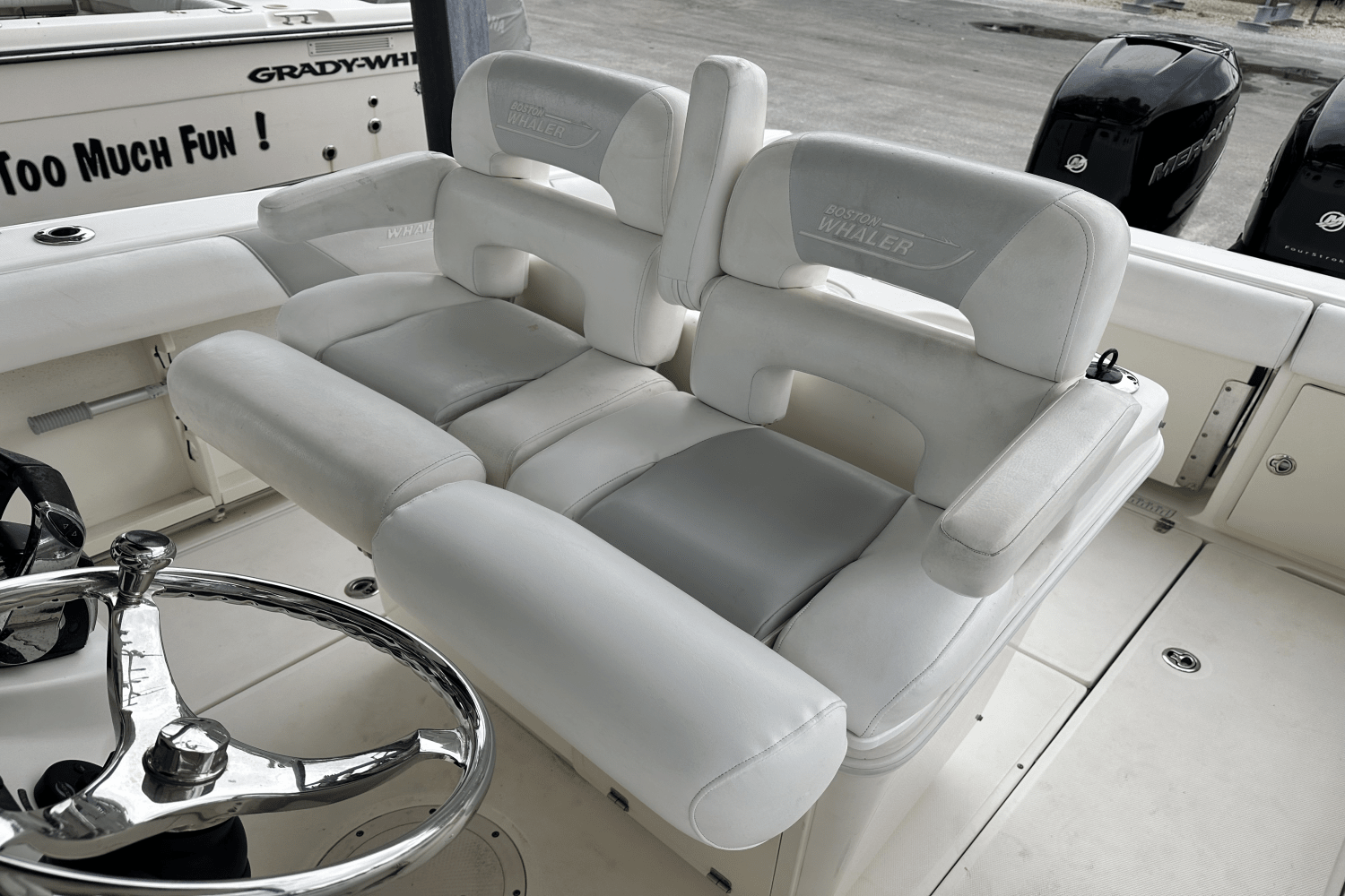 2015 Boston Whaler 280 Outrage Image Thumbnail #9