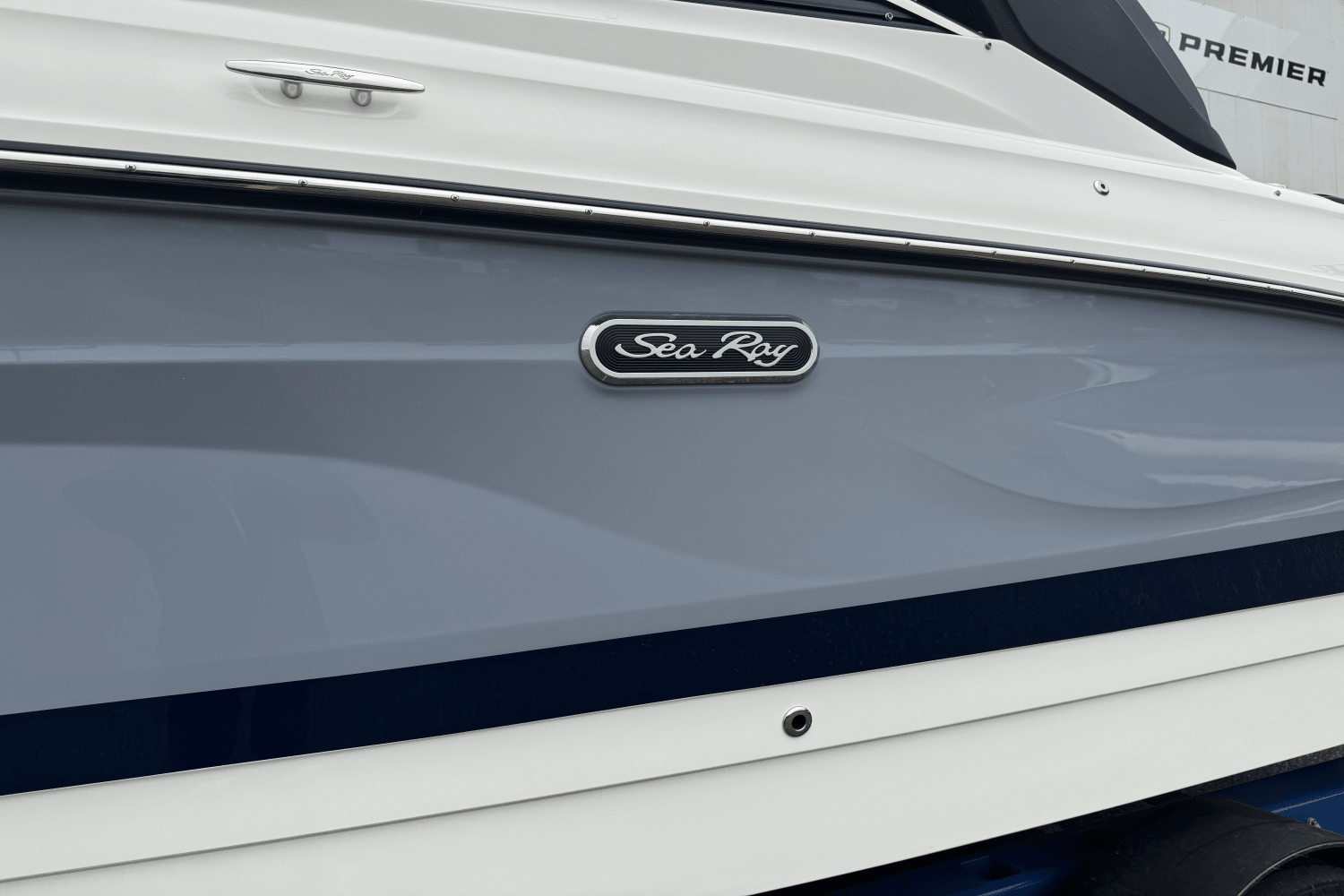 2026 Sea Ray SLX 280 Image Thumbnail #3