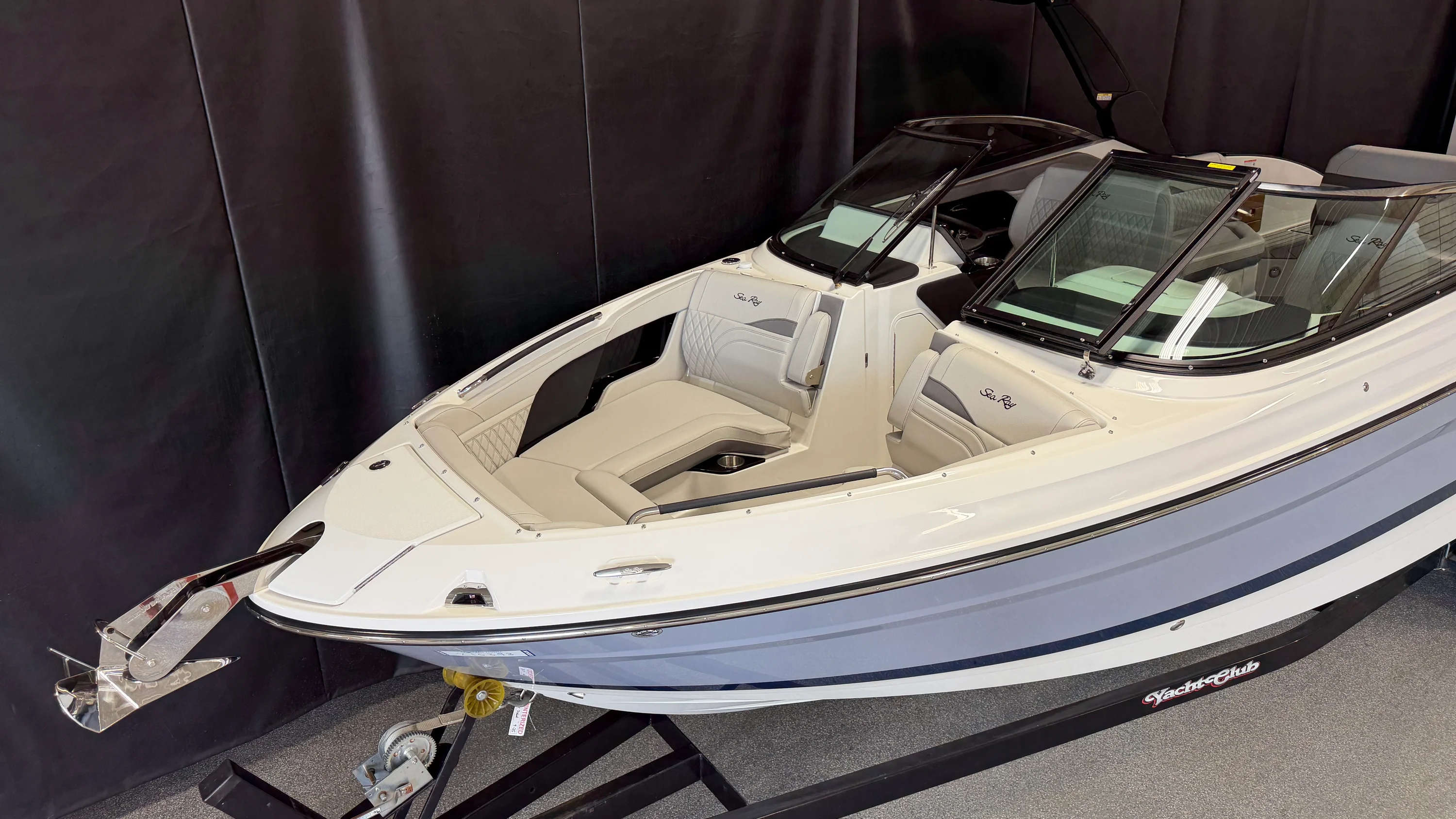 2026 Sea Ray SLX 280 Image Thumbnail #4