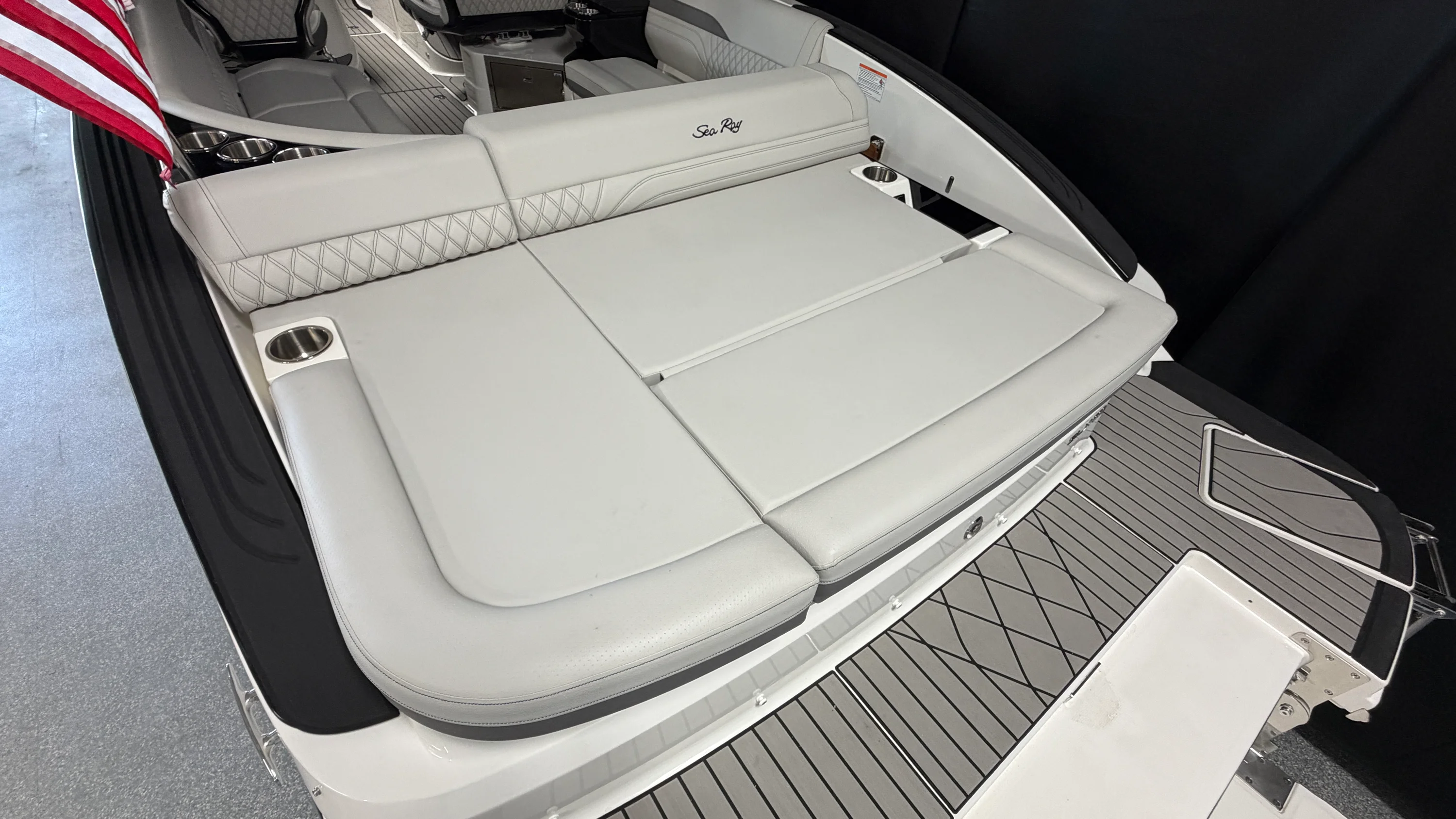 2026 Sea Ray SLX 280 Image Thumbnail #13