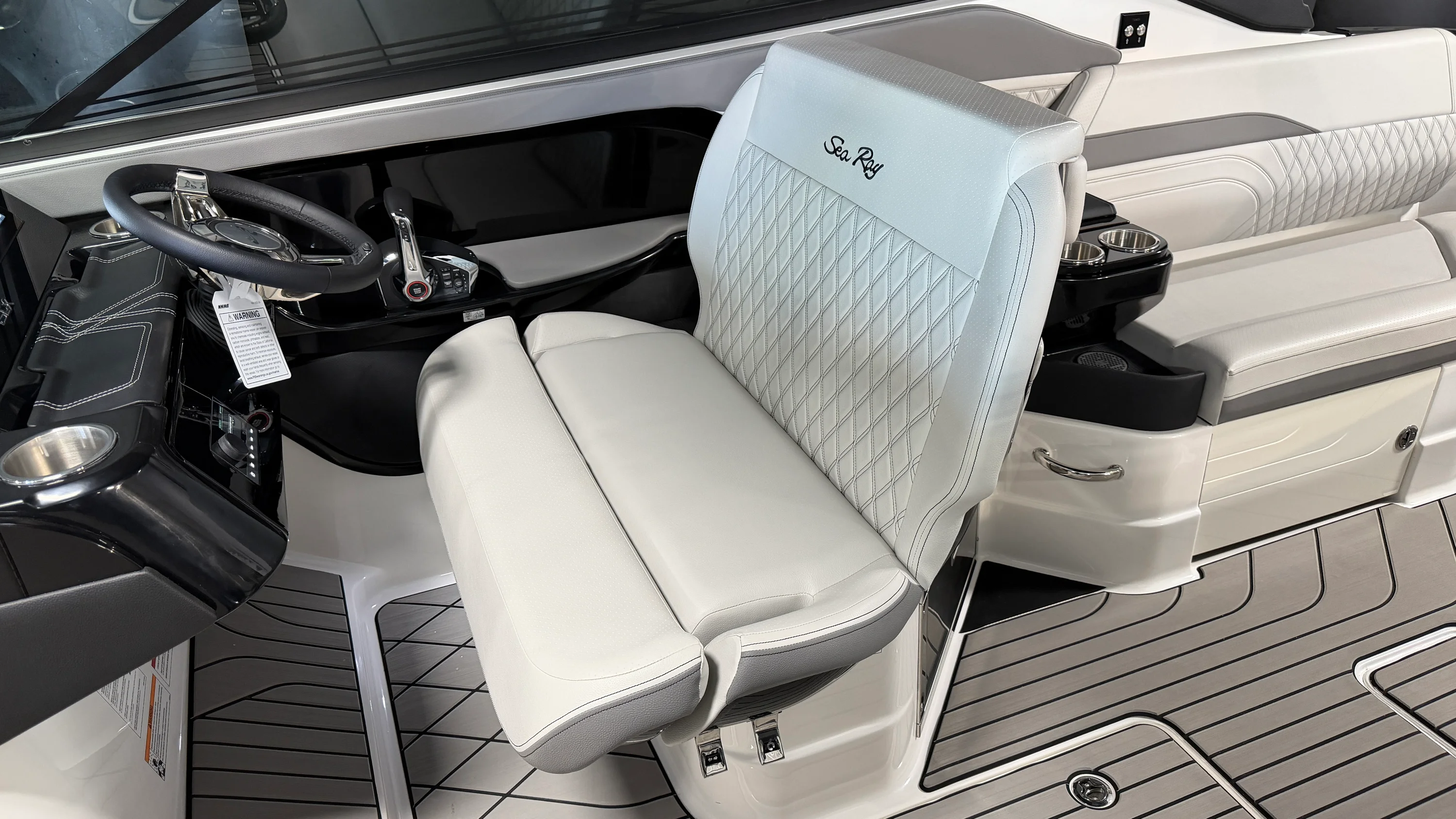 2026 Sea Ray SLX 280 Image Thumbnail #79