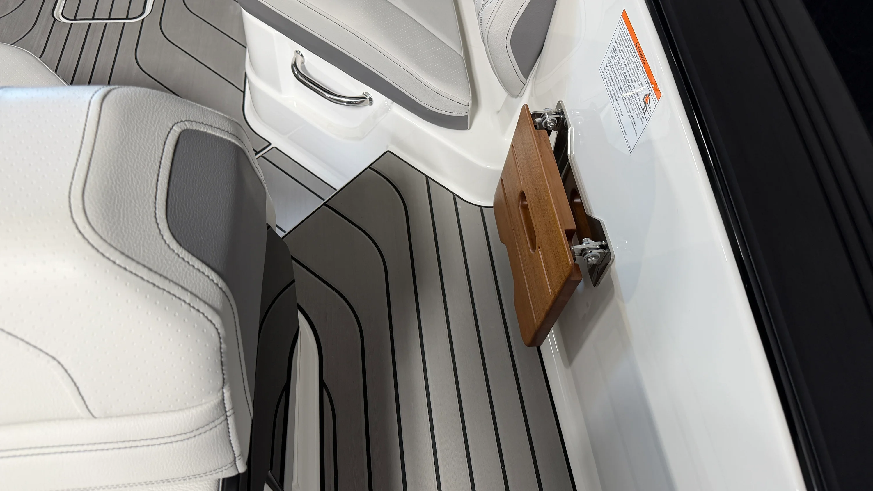 2026 Sea Ray SLX 280 Image Thumbnail #32