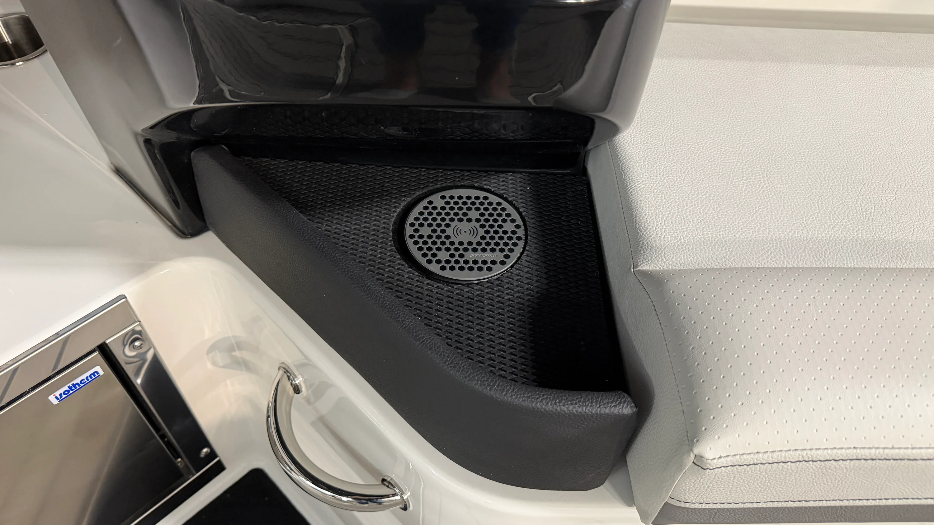 2026 Sea Ray SLX 280 Image Thumbnail #61