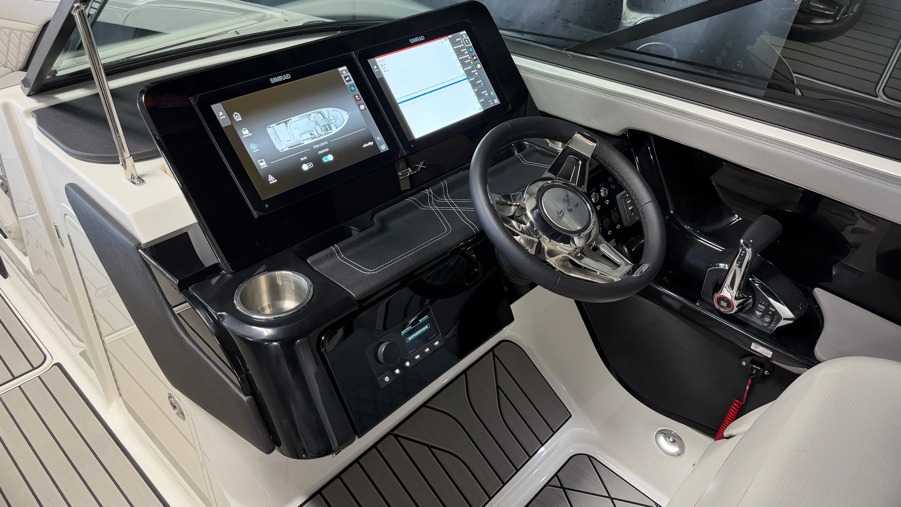 2026 Sea Ray SLX 280 Image Thumbnail #84