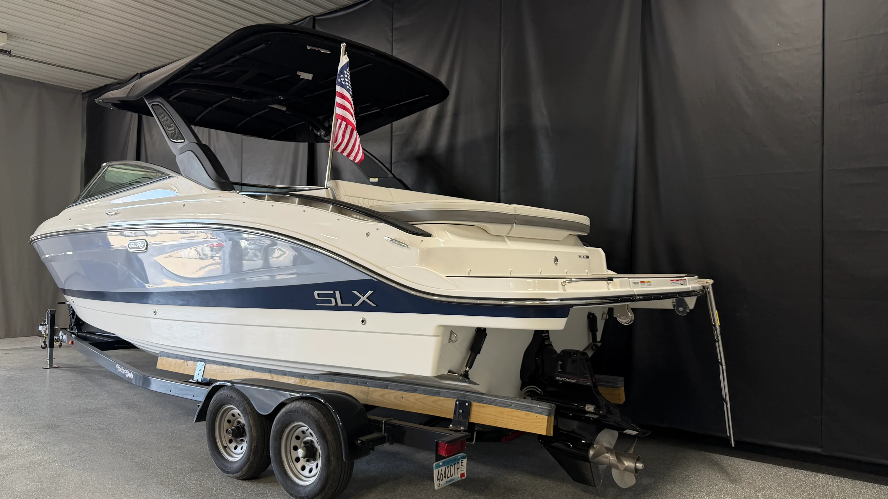 2026 Sea Ray SLX 280 Image Thumbnail #3