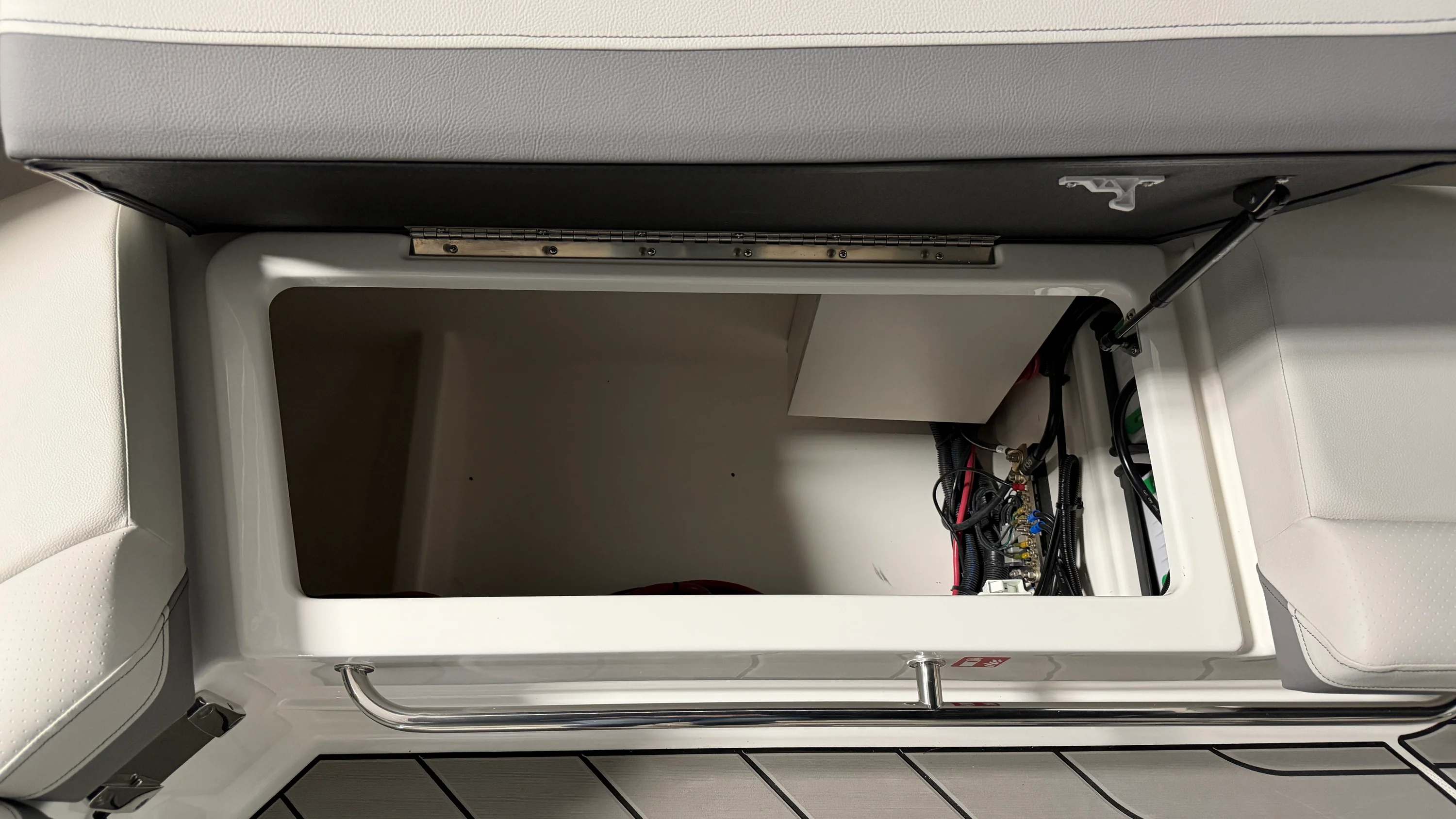 2026 Sea Ray SLX 280 Image Thumbnail #48