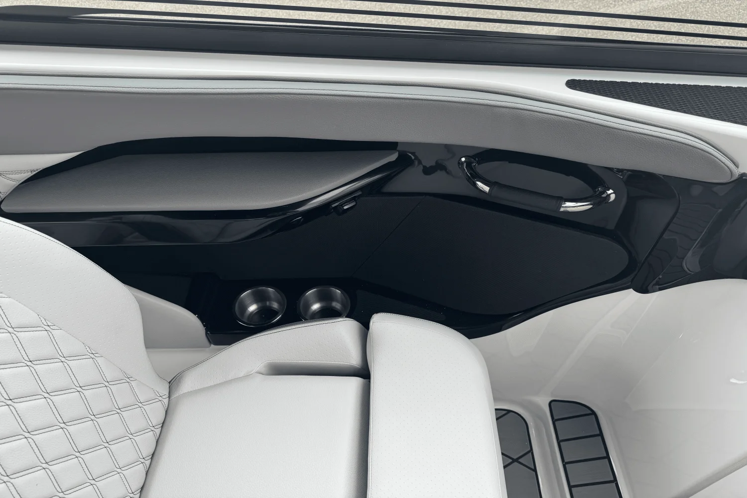 2026 Sea Ray SLX 280 Image Thumbnail #38