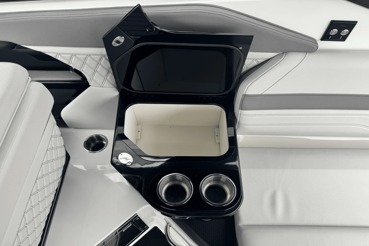 2026 Sea Ray SLX 280 Image Thumbnail #26