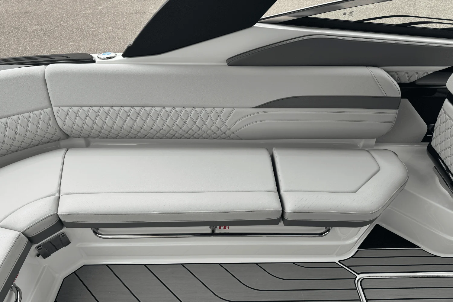 2026 Sea Ray SLX 280 Image Thumbnail #33