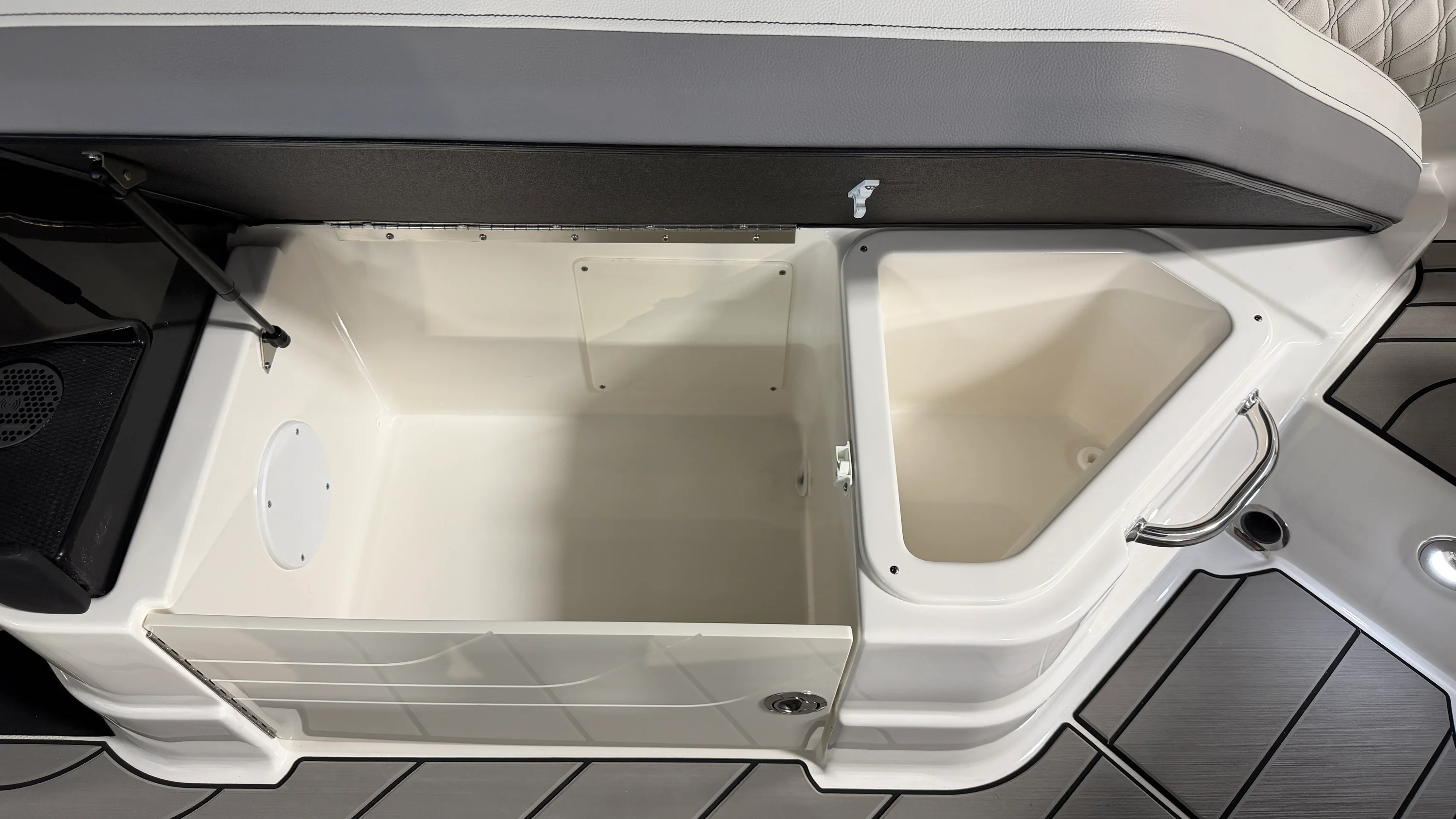 2026 Sea Ray SLX 280 Image Thumbnail #55