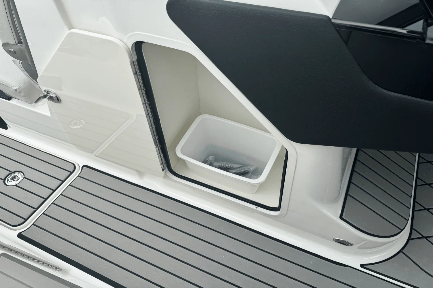 2026 Sea Ray SLX 280 Image Thumbnail #54