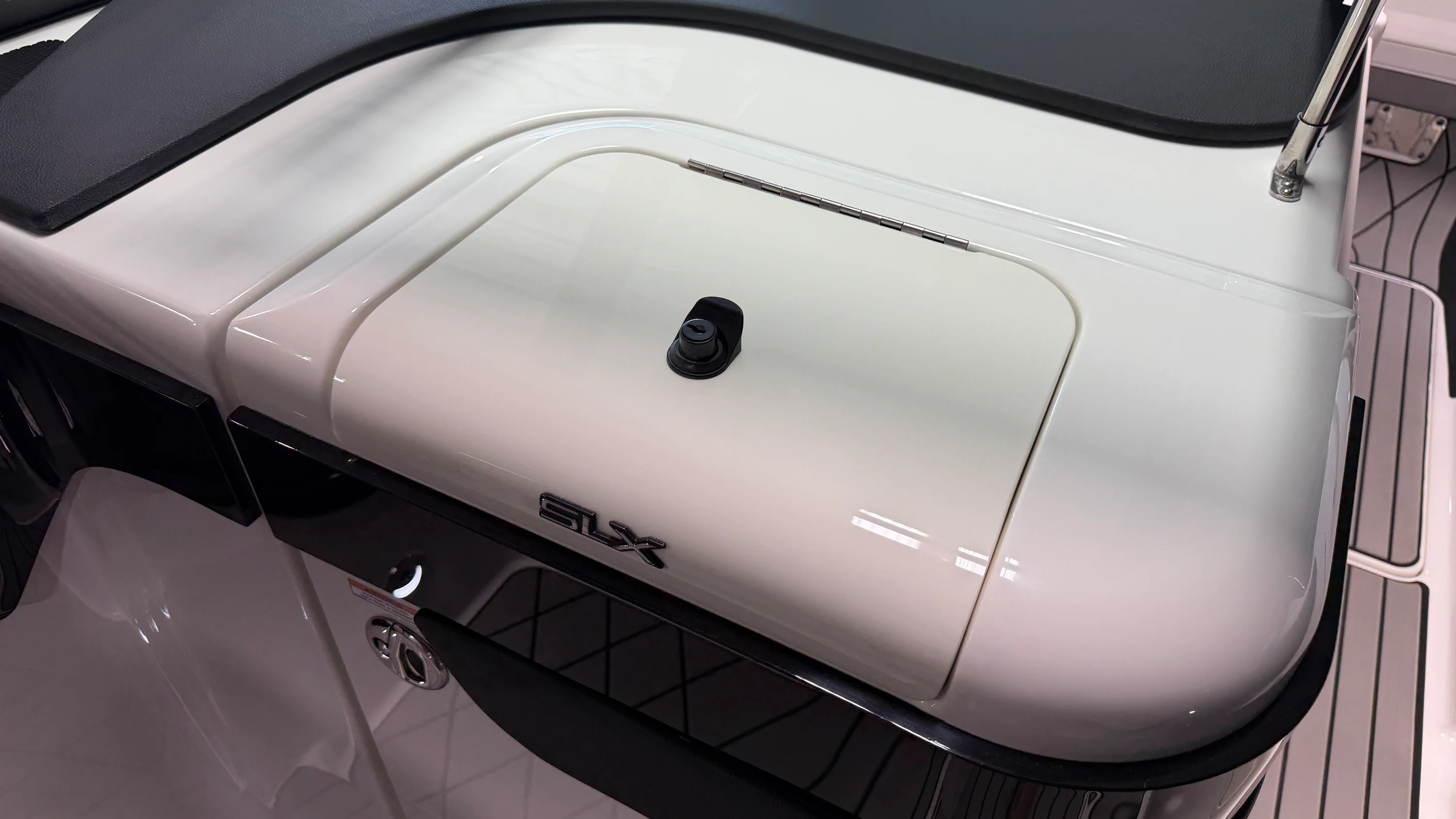 2026 Sea Ray SLX 280 Image Thumbnail #72