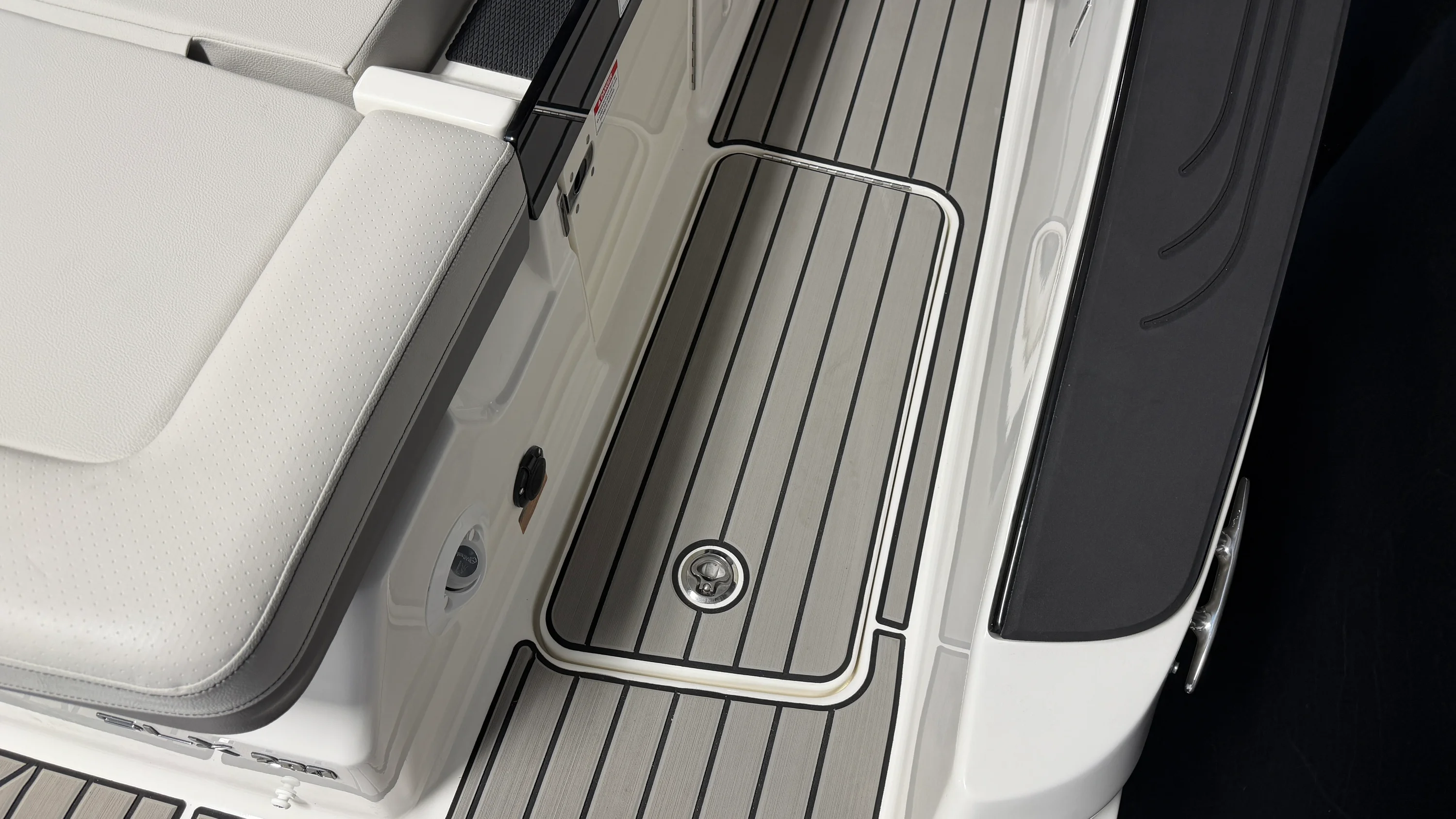 2026 Sea Ray SLX 280 Image Thumbnail #24