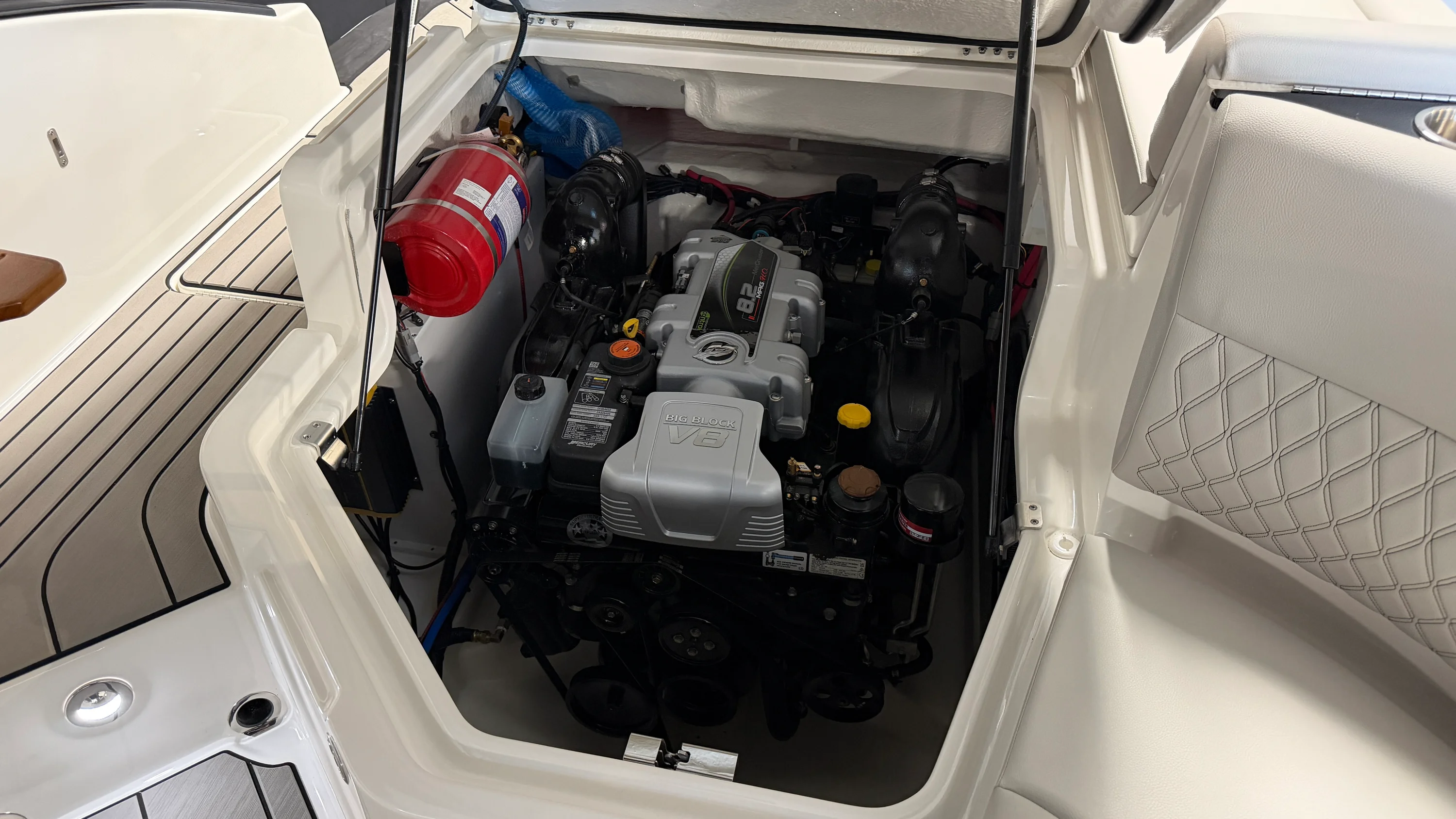 2026 Sea Ray SLX 280 Image Thumbnail #35