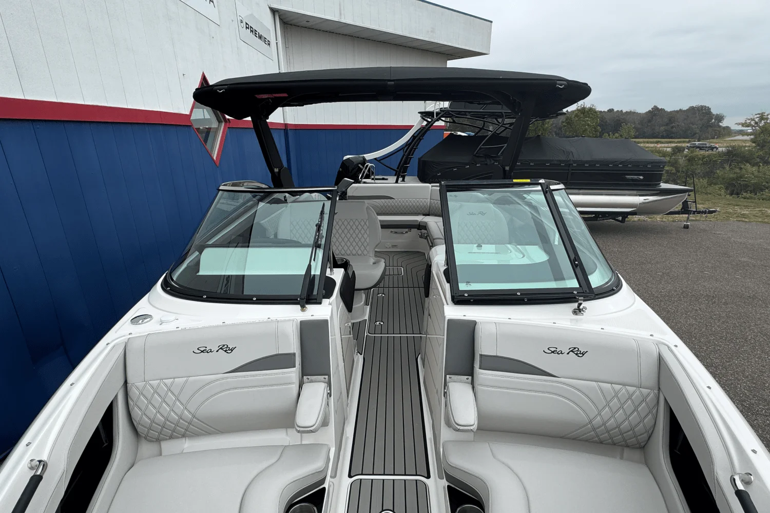 2026 Sea Ray SLX 280 Image Thumbnail #65