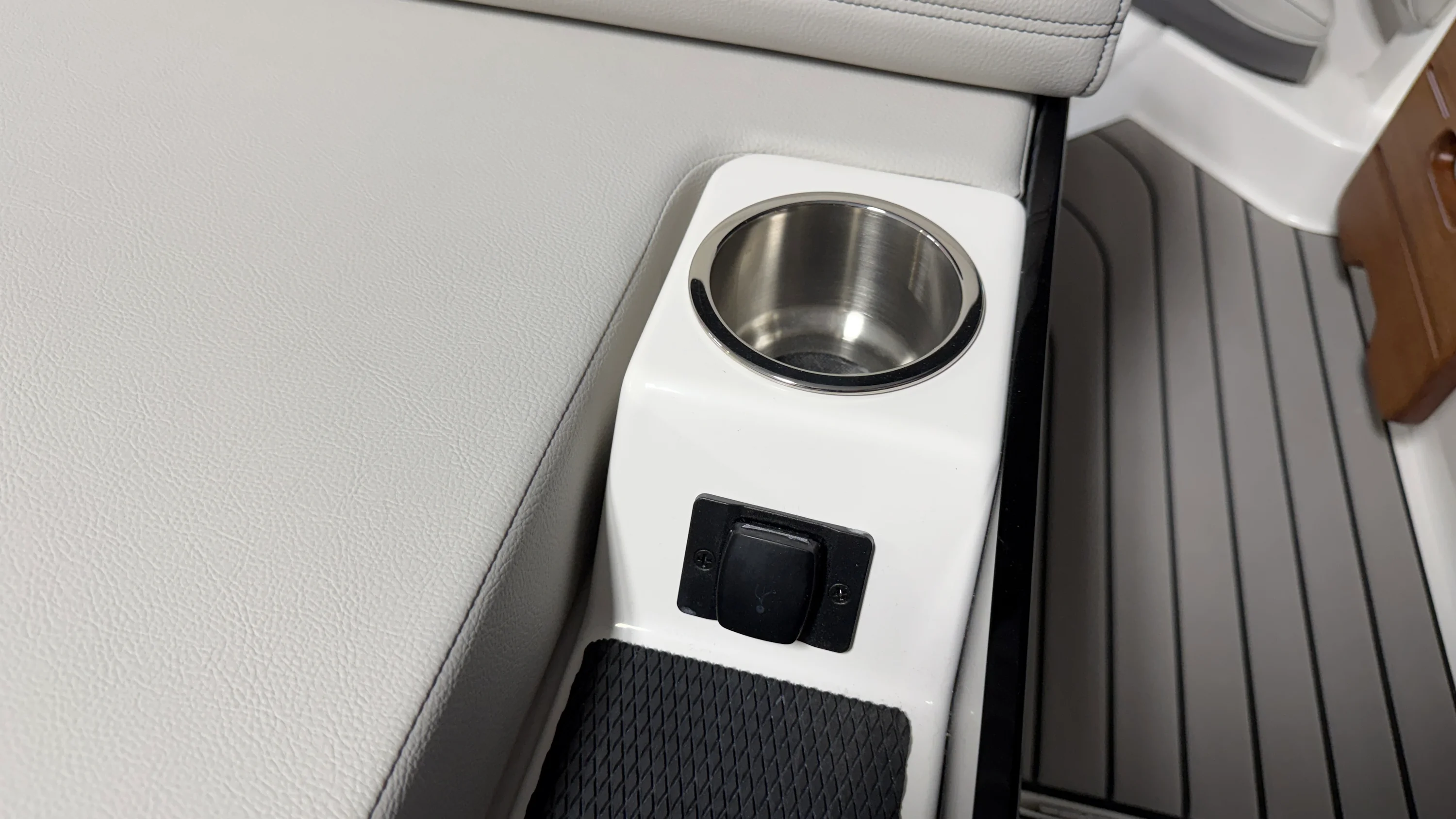 2026 Sea Ray SLX 280 Image Thumbnail #23