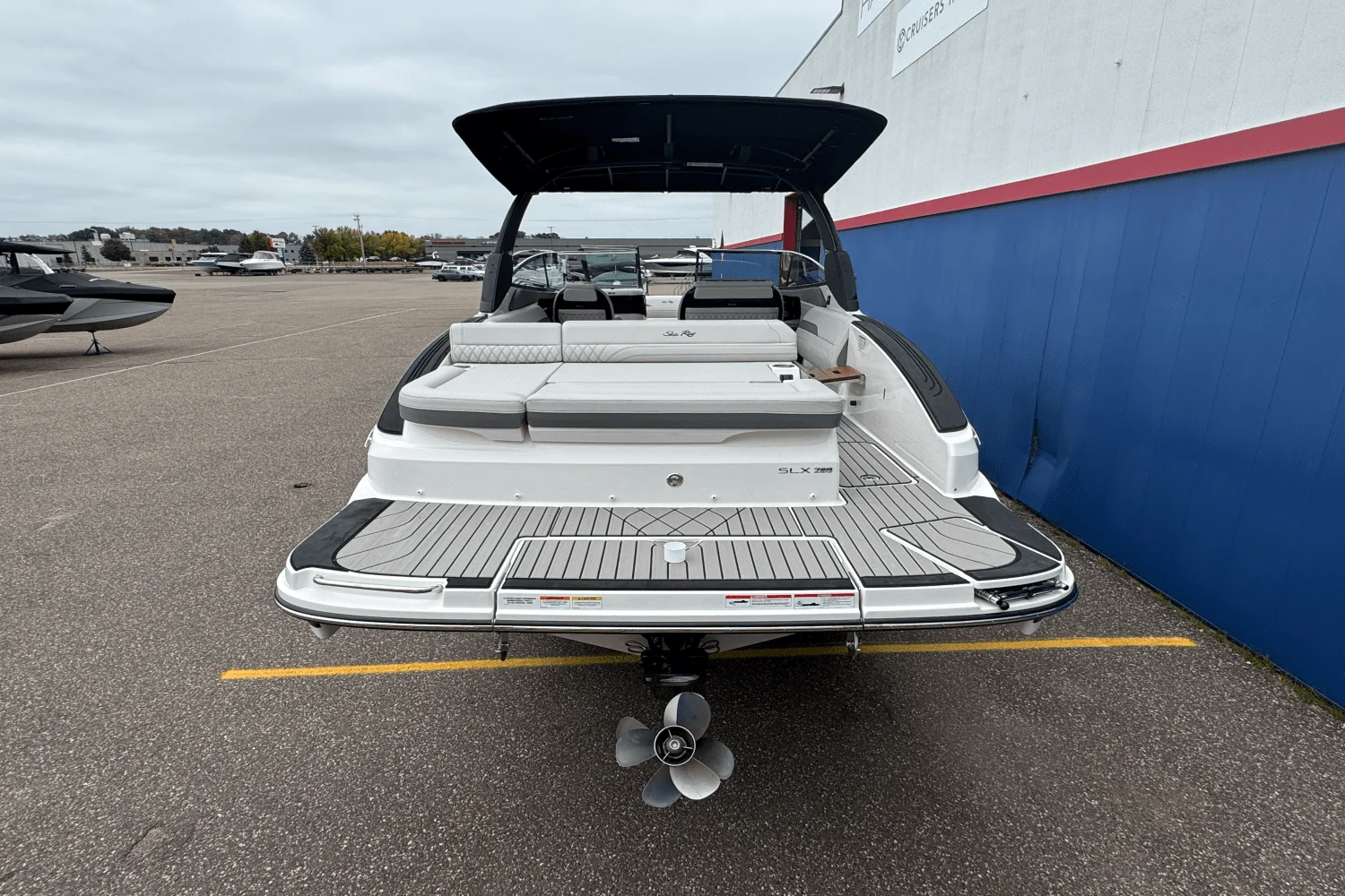 2026 Sea Ray SLX 280 Image Thumbnail #5