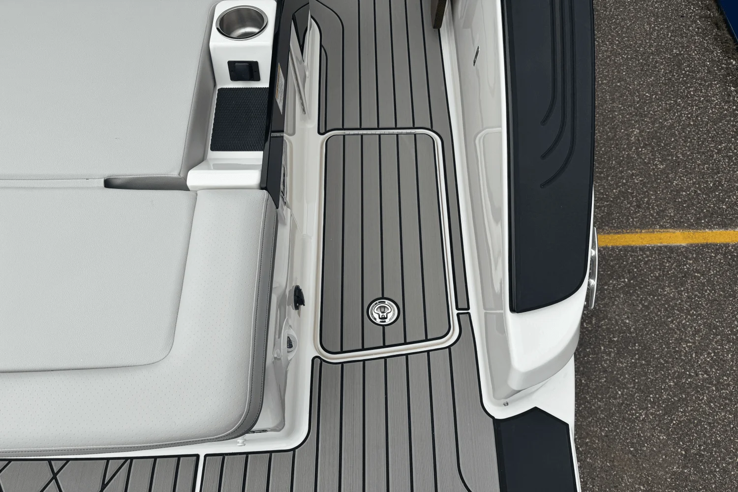 2026 Sea Ray SLX 280 Image Thumbnail #13