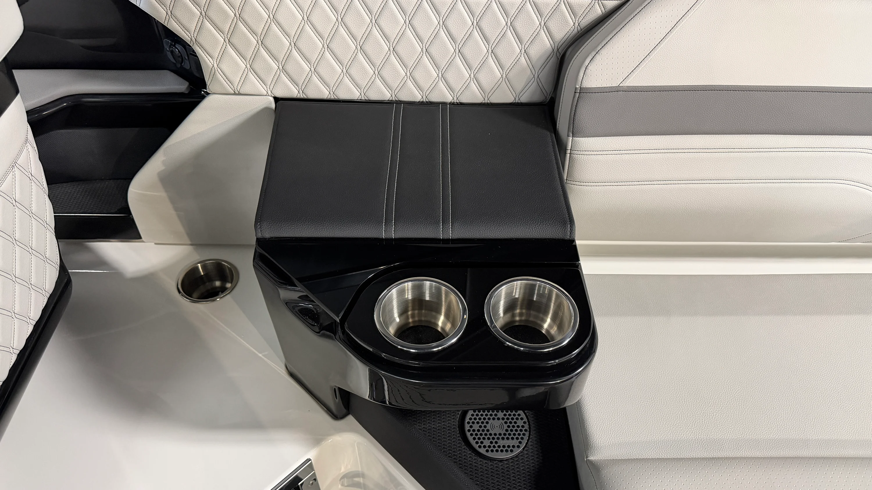 2026 Sea Ray SLX 280 Image Thumbnail #58