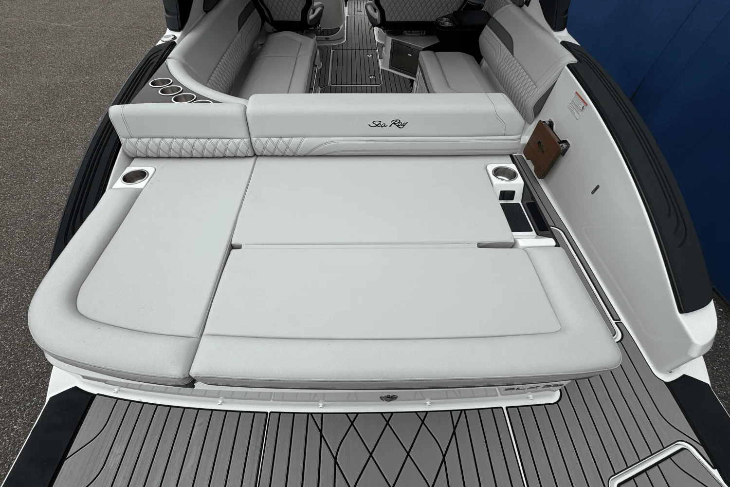 2026 Sea Ray SLX 280 Image Thumbnail #8