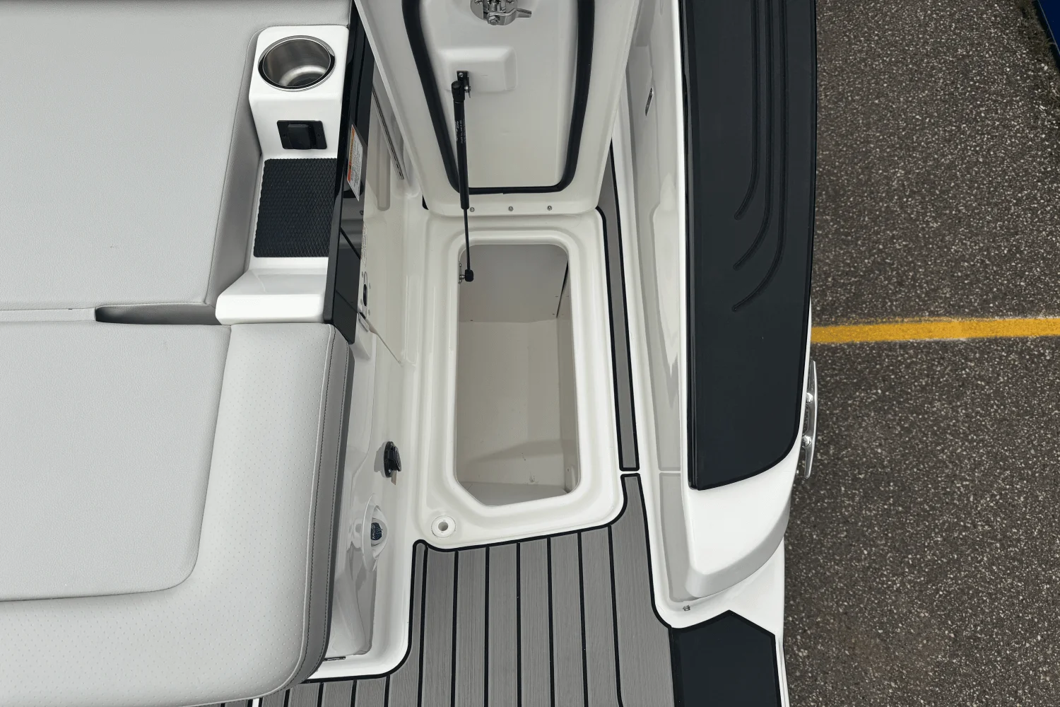 2026 Sea Ray SLX 280 Image Thumbnail #14