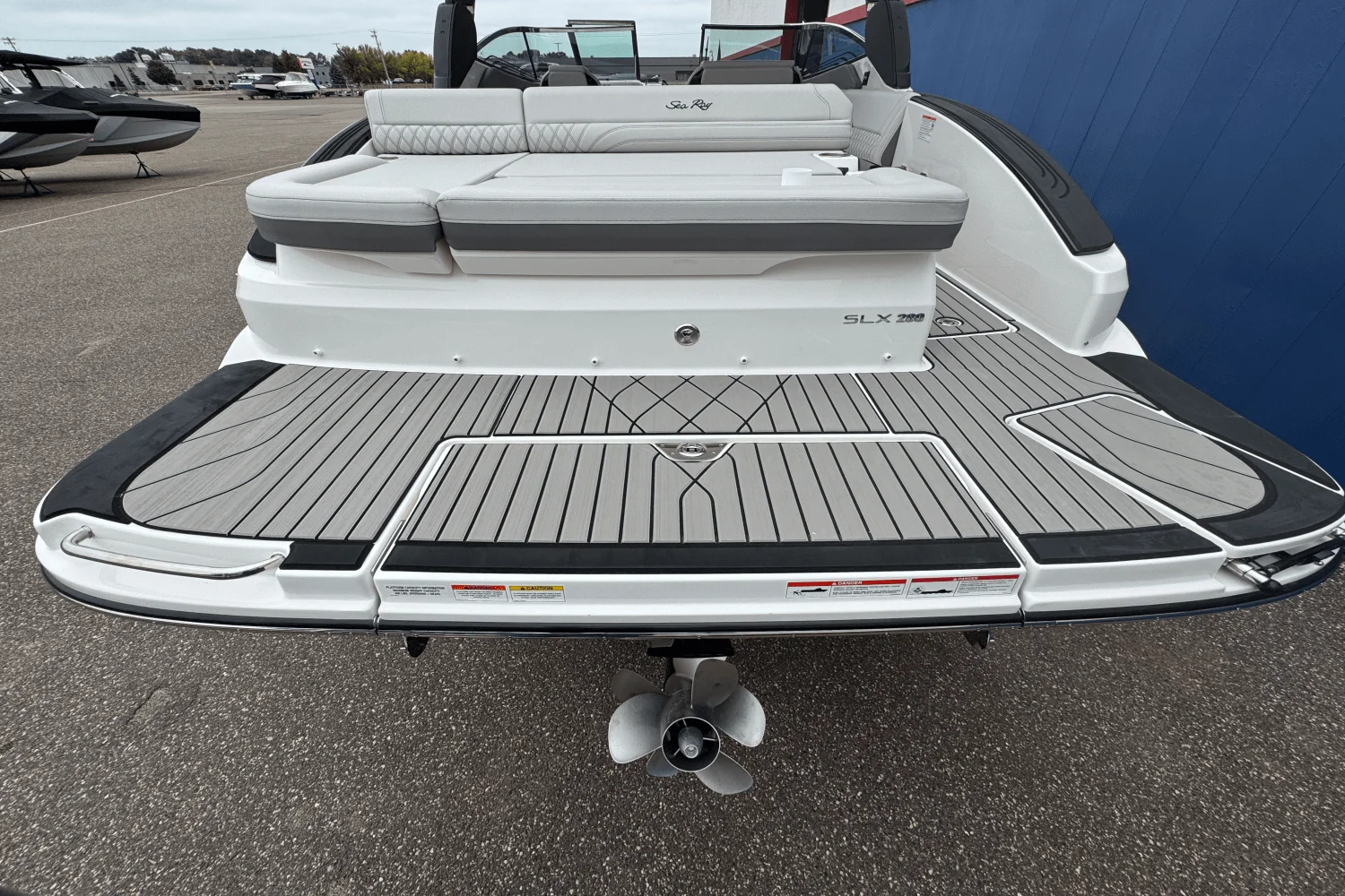 2026 Sea Ray SLX 280 Image Thumbnail #7